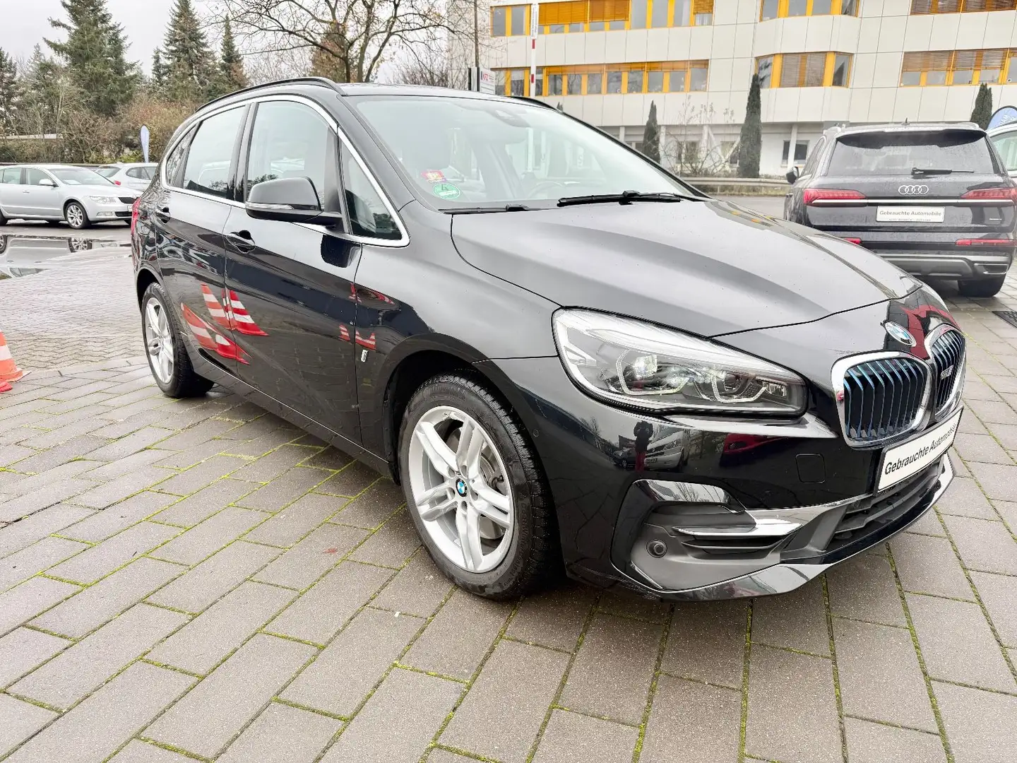 BMW 225 Automatik,LED,Leder,Navi,Sitzh Schwarz - 2