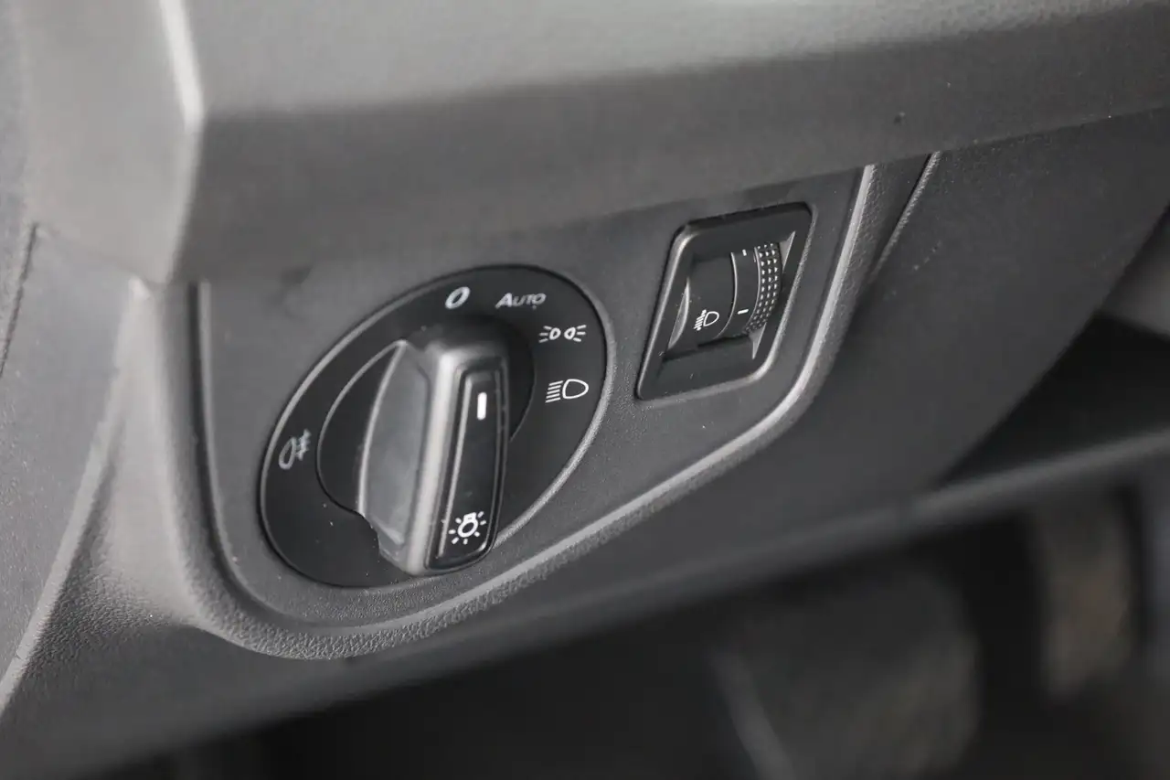 Volkswagen Polo 1.0 TSI DSG Life LED Navi Sitzheizung PDC, миниатюра 20