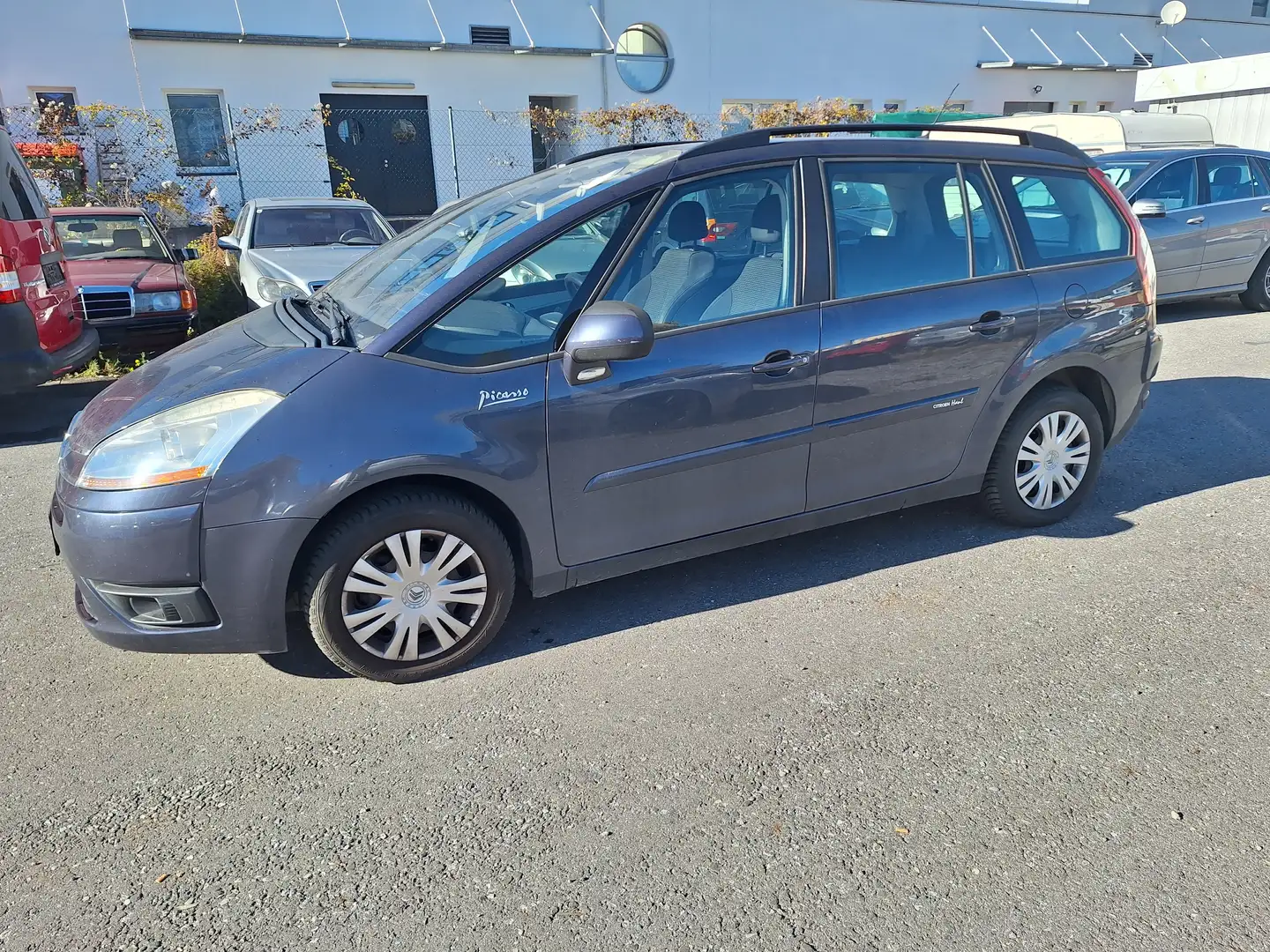 Citroen Grand C4 Picasso Tendance 1.Hand.7 Sitzer Blau - 2