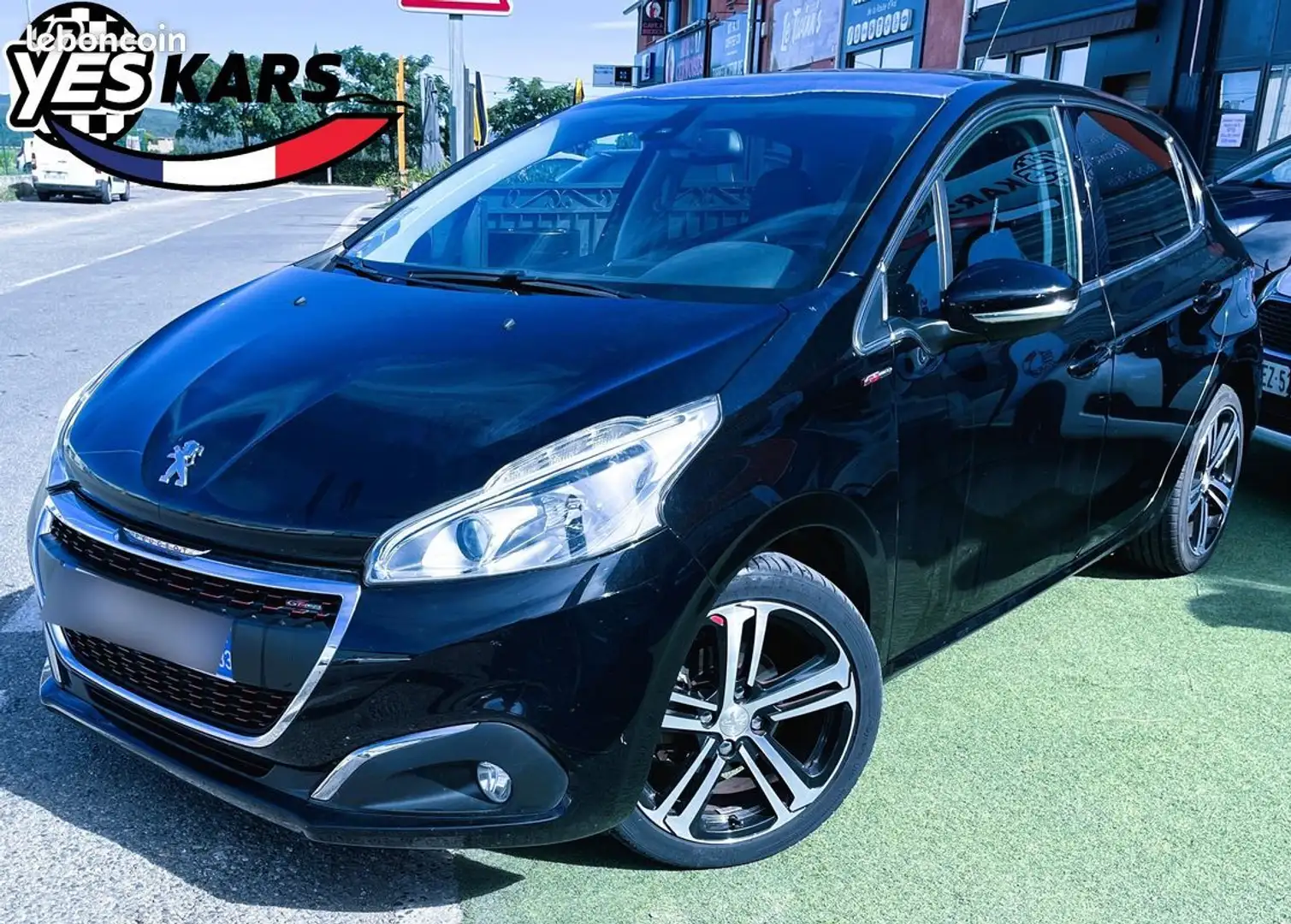 Peugeot 208 1.2 PureTech 110ch GT Line S&S 5p-COURROIE DISTRIBUTION CHANGEE Noir - 1