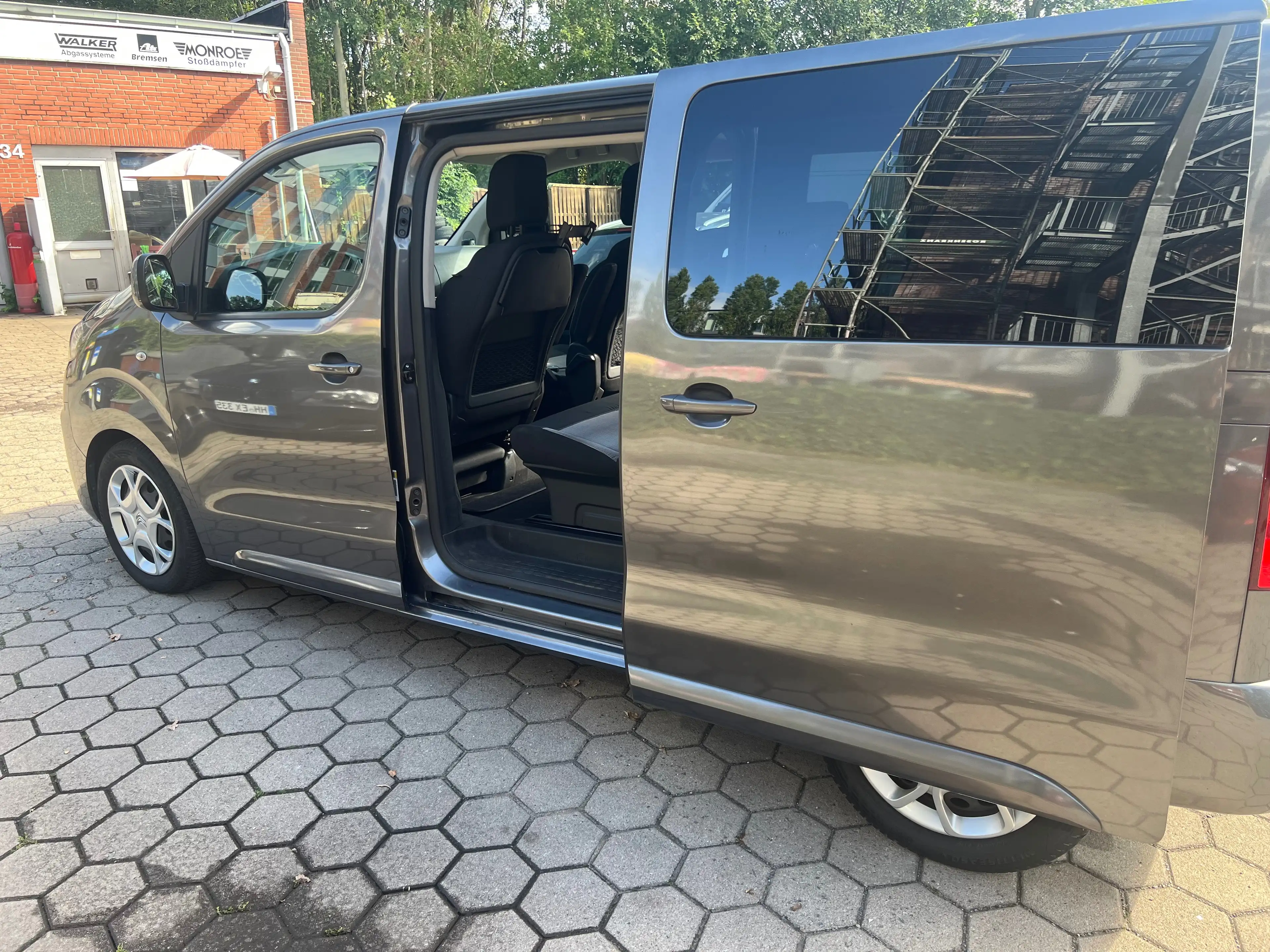 Citroen Spacetourer Feel M (L2) — photo 3