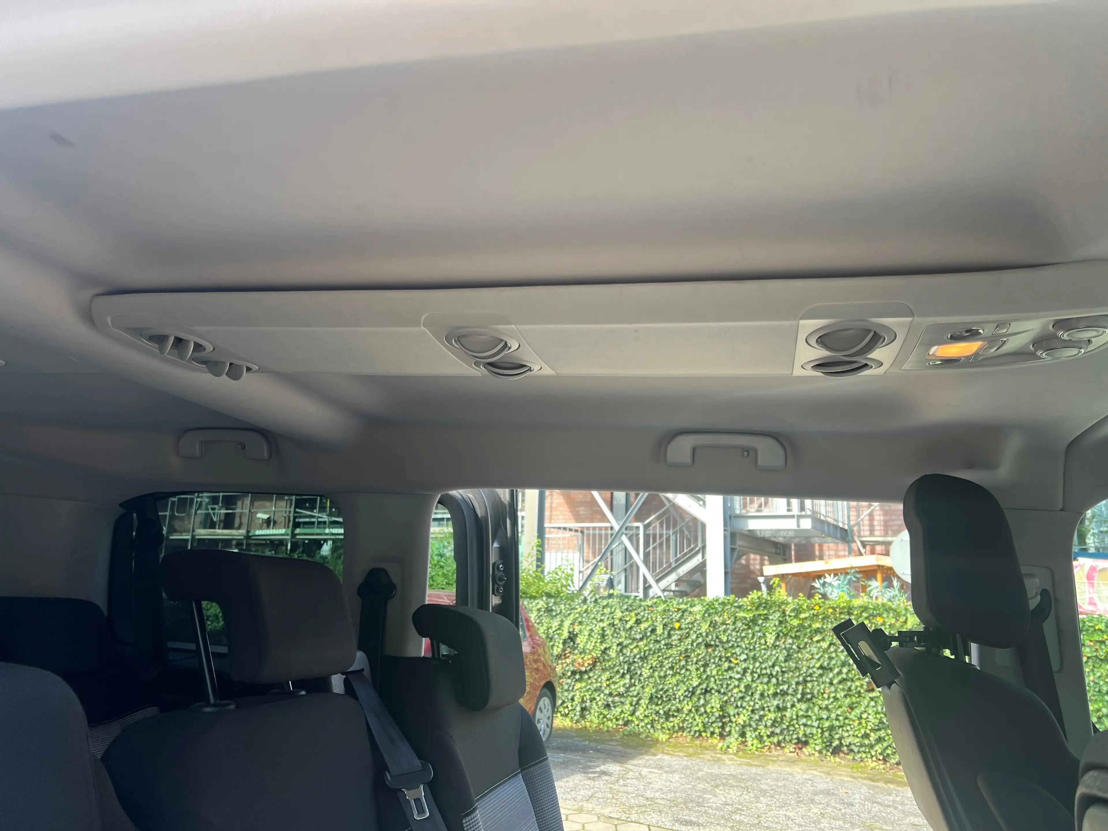 Citroen Spacetourer Feel M (L2) — photo 7