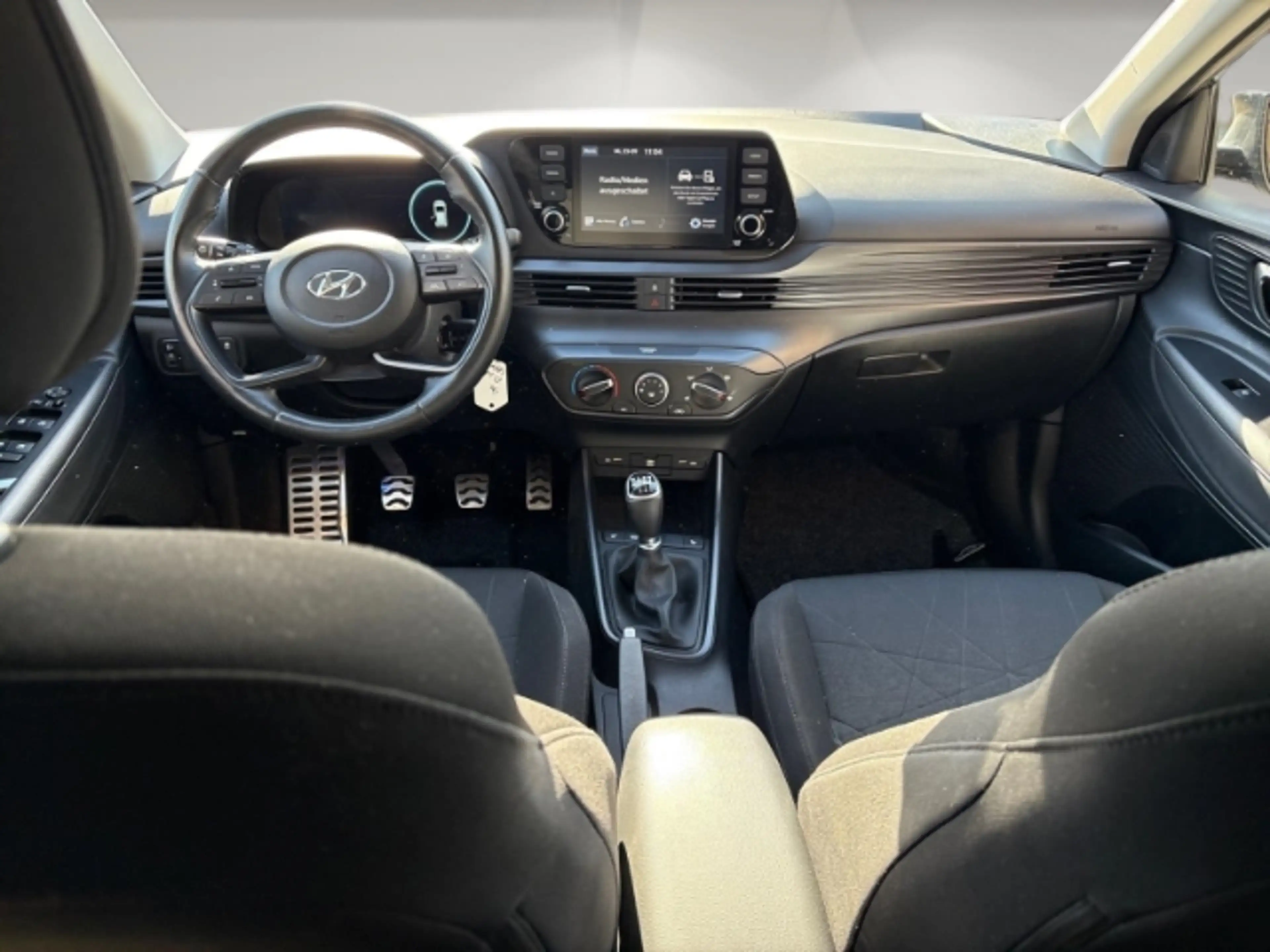 Hyundai BAYON Automat 2WD Trend Navi Digitales Cockpit LED Apple — photo 12