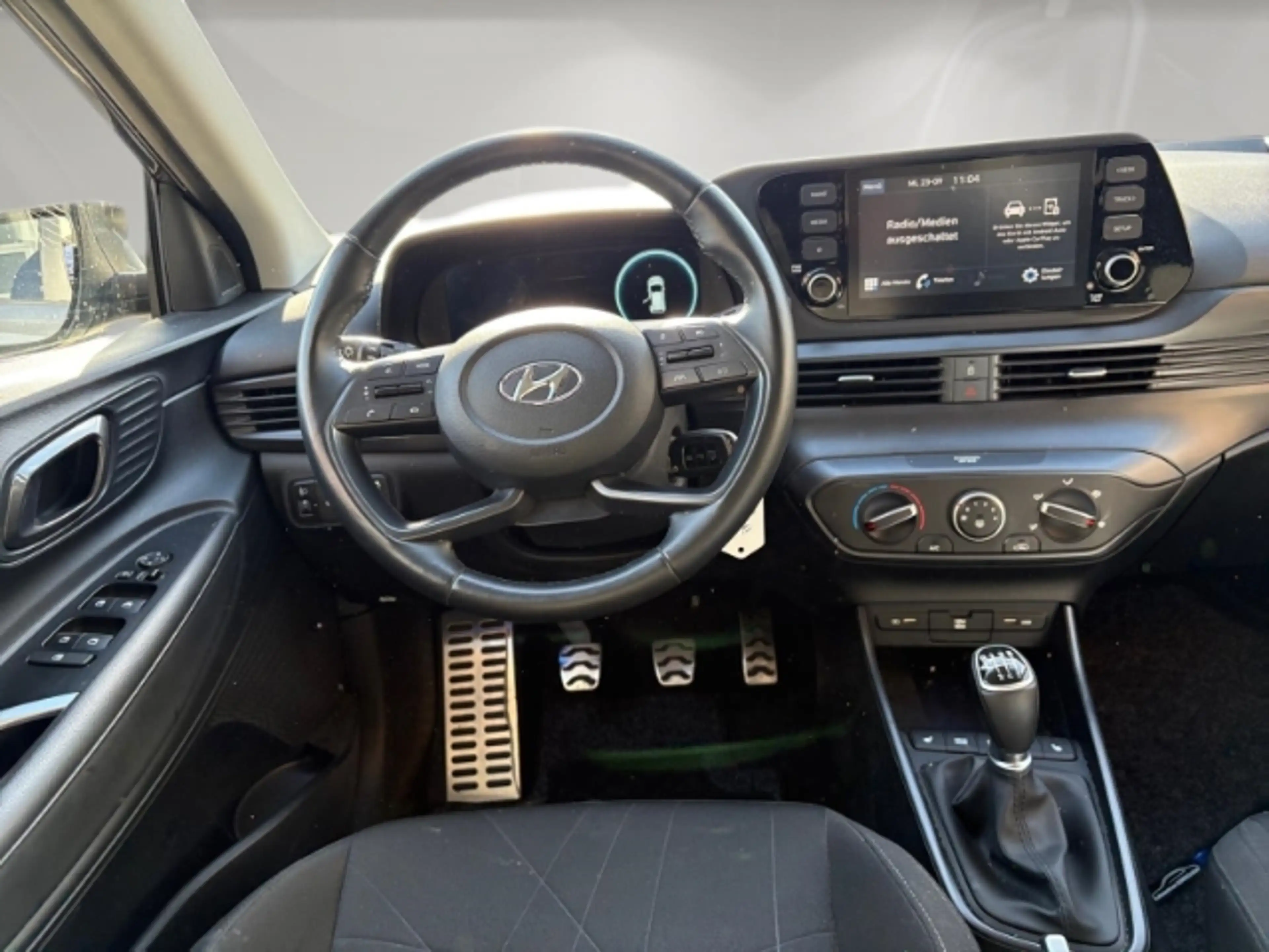 Hyundai BAYON Automat 2WD Trend Navi Digitales Cockpit LED Apple — photo 11