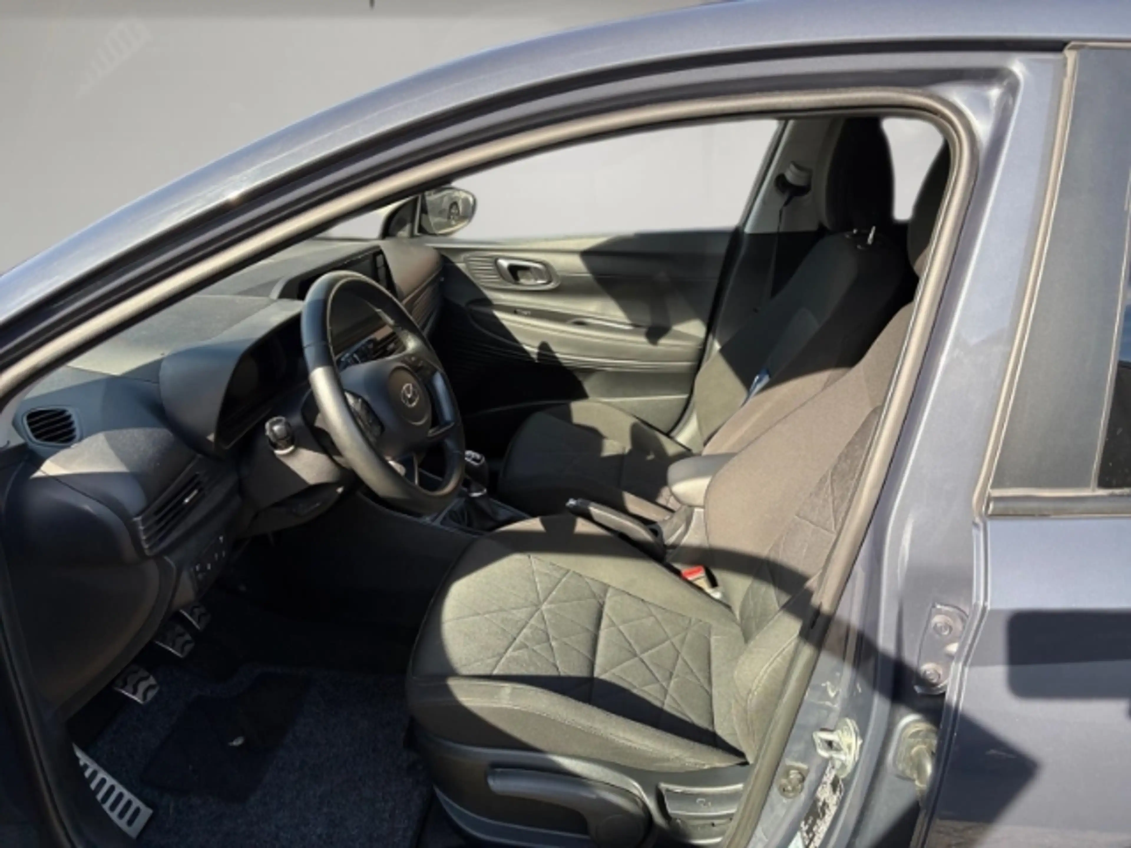 Hyundai BAYON Automat 2WD Trend Navi Digitales Cockpit LED Apple — photo 8