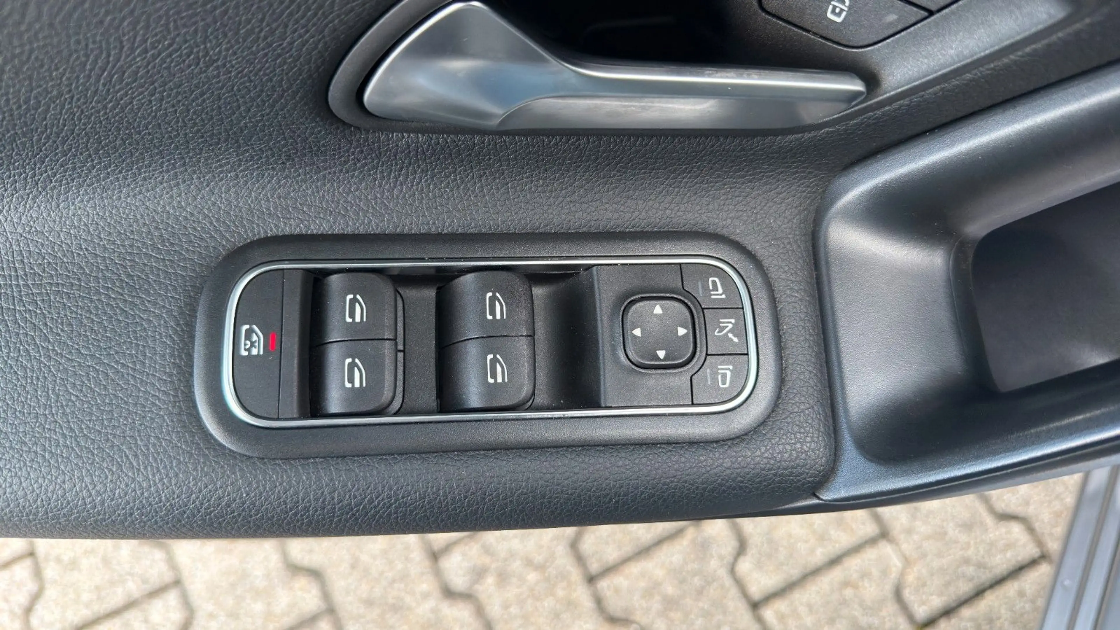 Mercedes-Benz A 200 d Aut. STYLE LEDER+PANO+NAVI+SOUND+PLA+AHK — photo 24