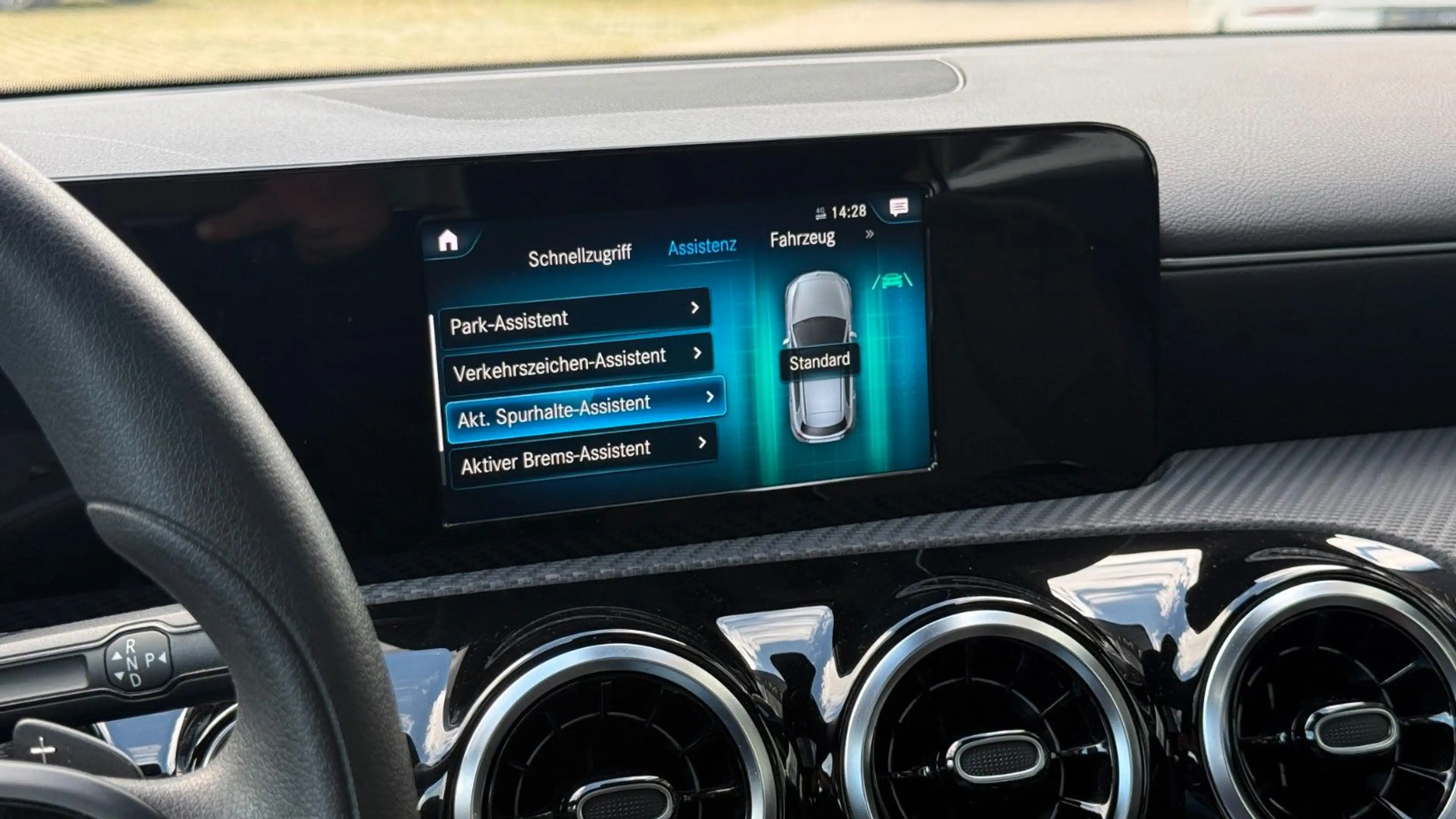 Mercedes-Benz A 200 d Aut. STYLE LEDER+PANO+NAVI+SOUND+PLA+AHK — photo 28