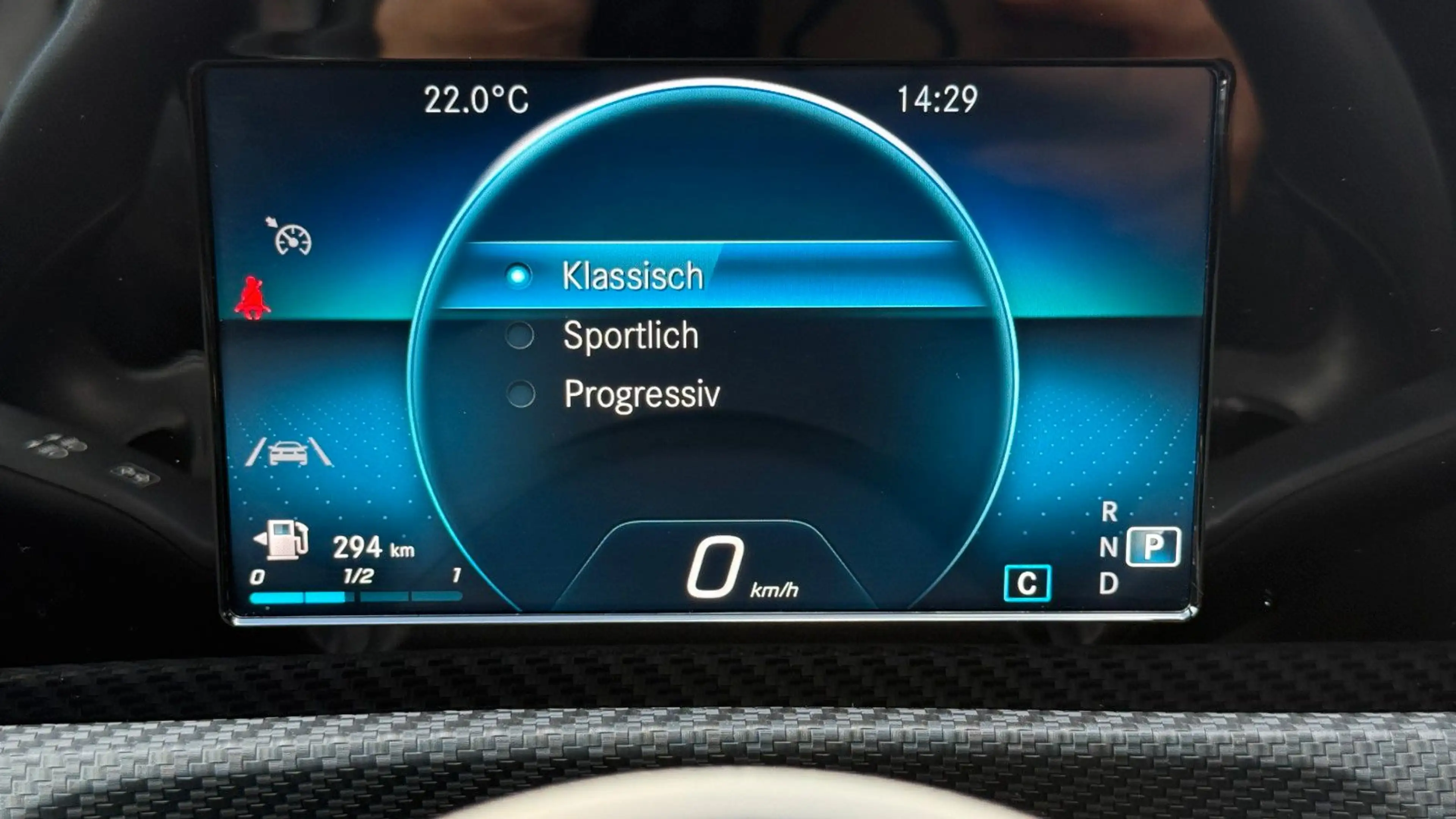 Mercedes-Benz A 200 d Aut. STYLE LEDER+PANO+NAVI+SOUND+PLA+AHK — photo 32