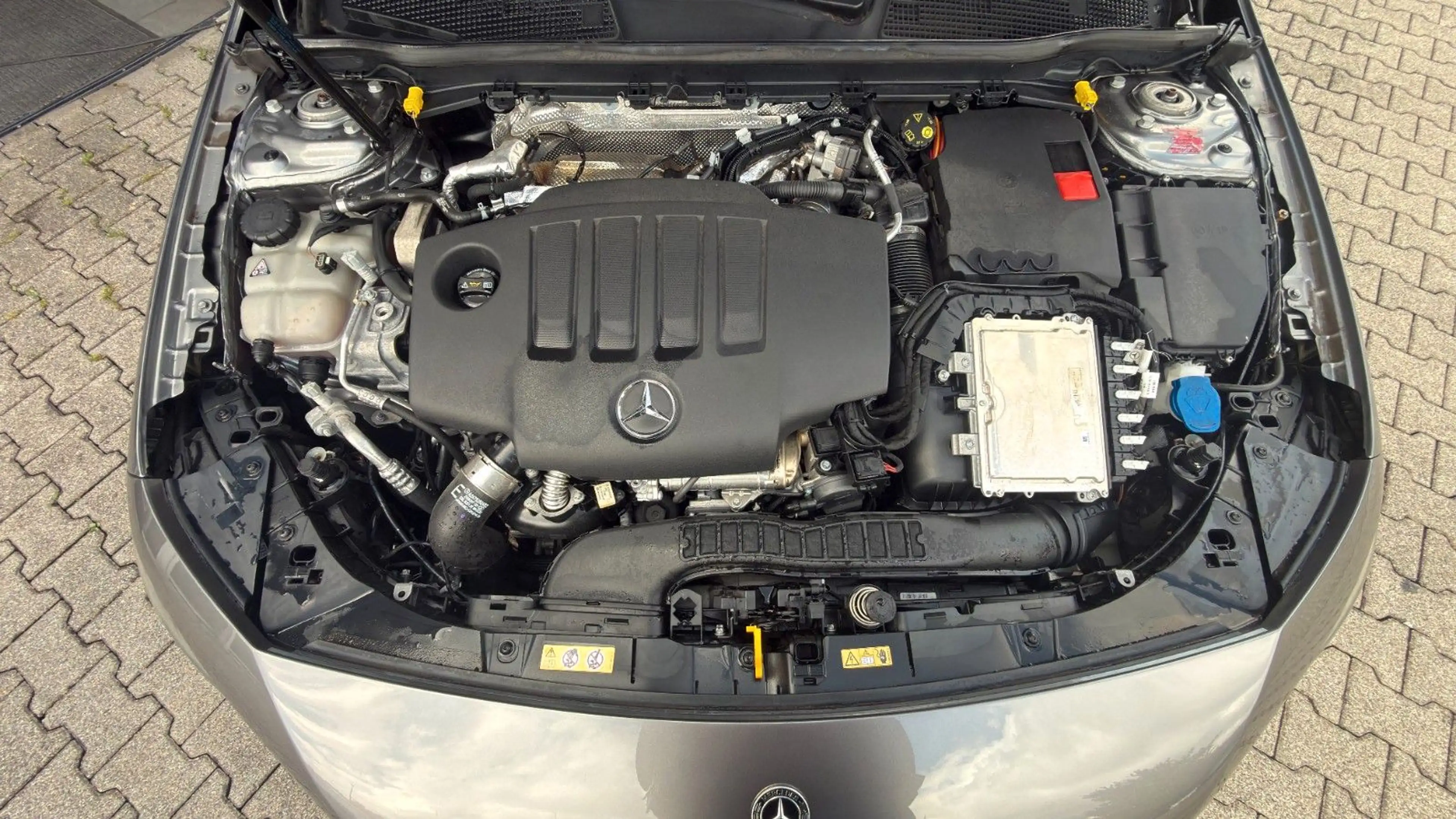Mercedes-Benz A 200 d Aut. STYLE LEDER+PANO+NAVI+SOUND+PLA+AHK — photo 37