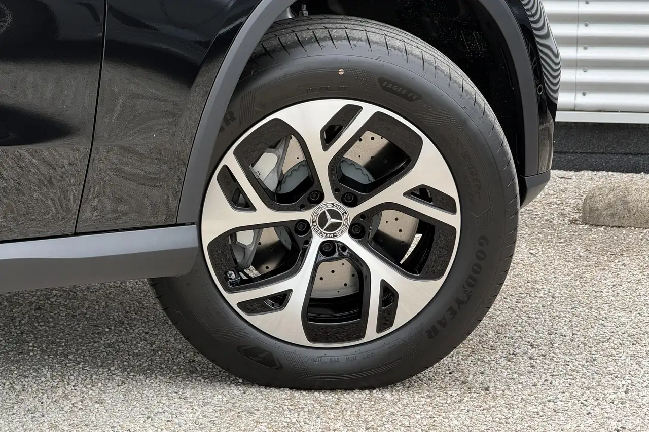 Mercedes-Benz GLC 2026