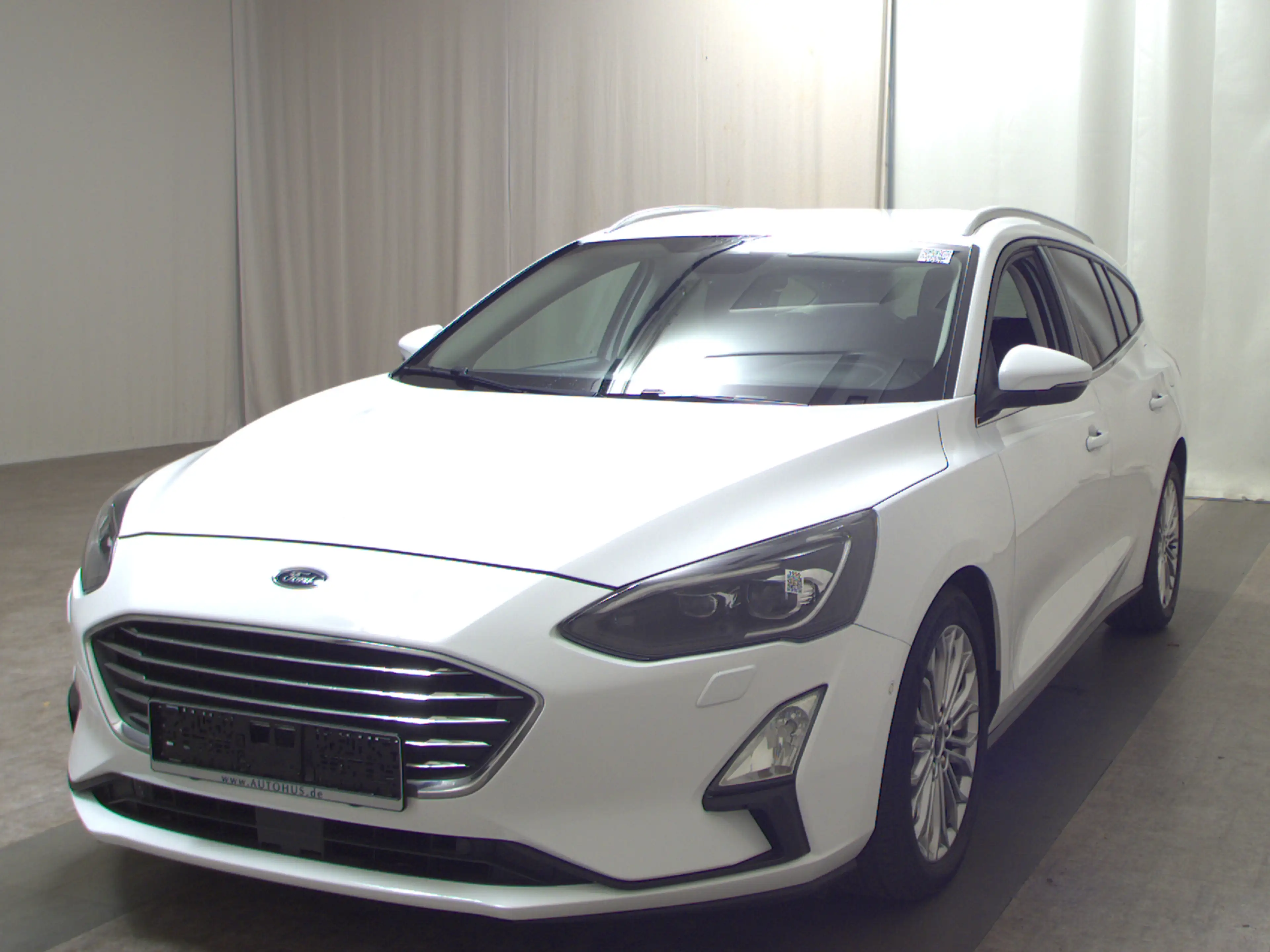 Ford Focus Turnier 2.0 EB Titanium Navi LED RFK ACC — photo 2
