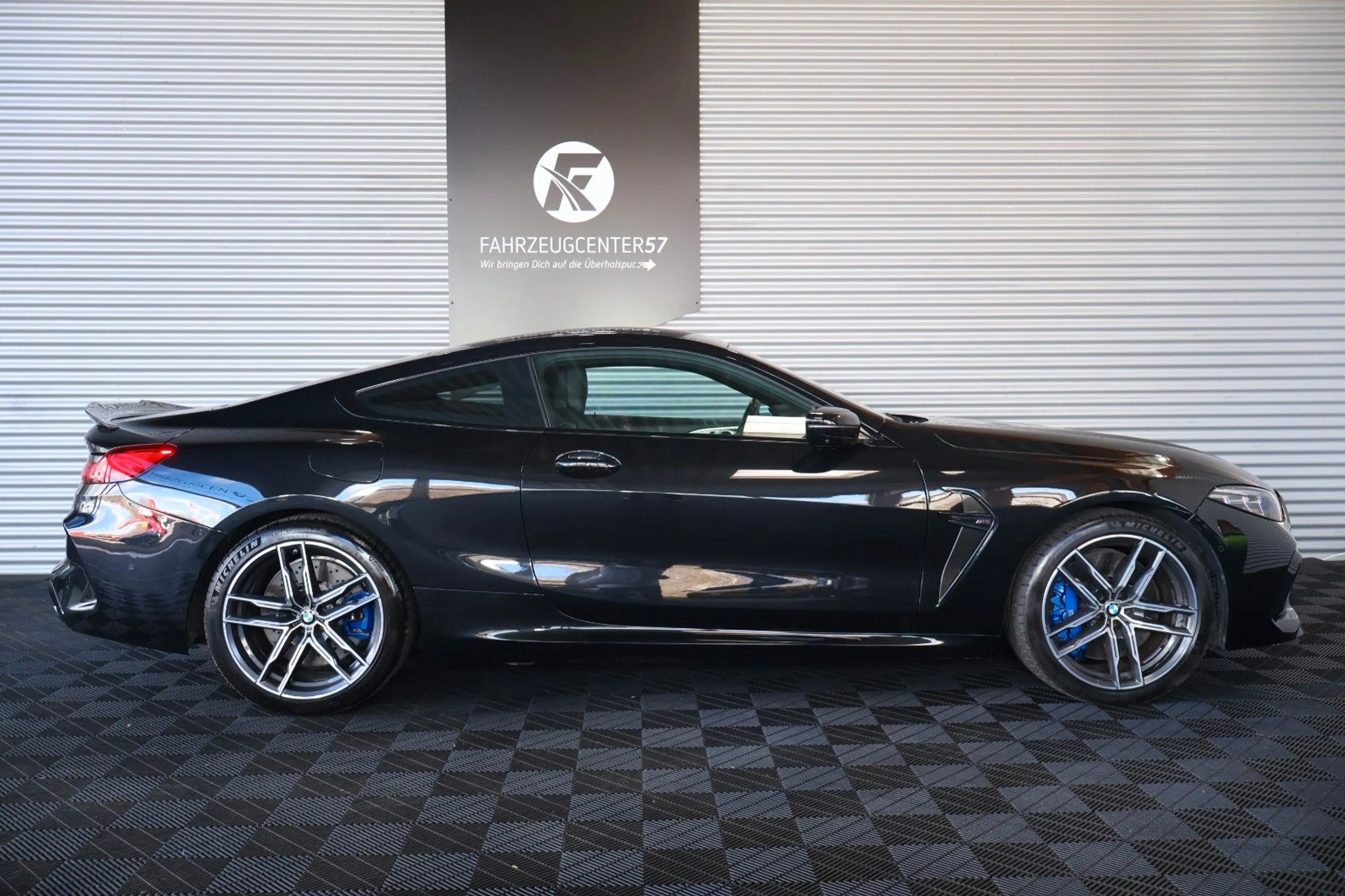 BMW M8 xDrive Coupé/ACC/LASER/SOFTCLOSE/CARPLAY/H&K — photo 6
