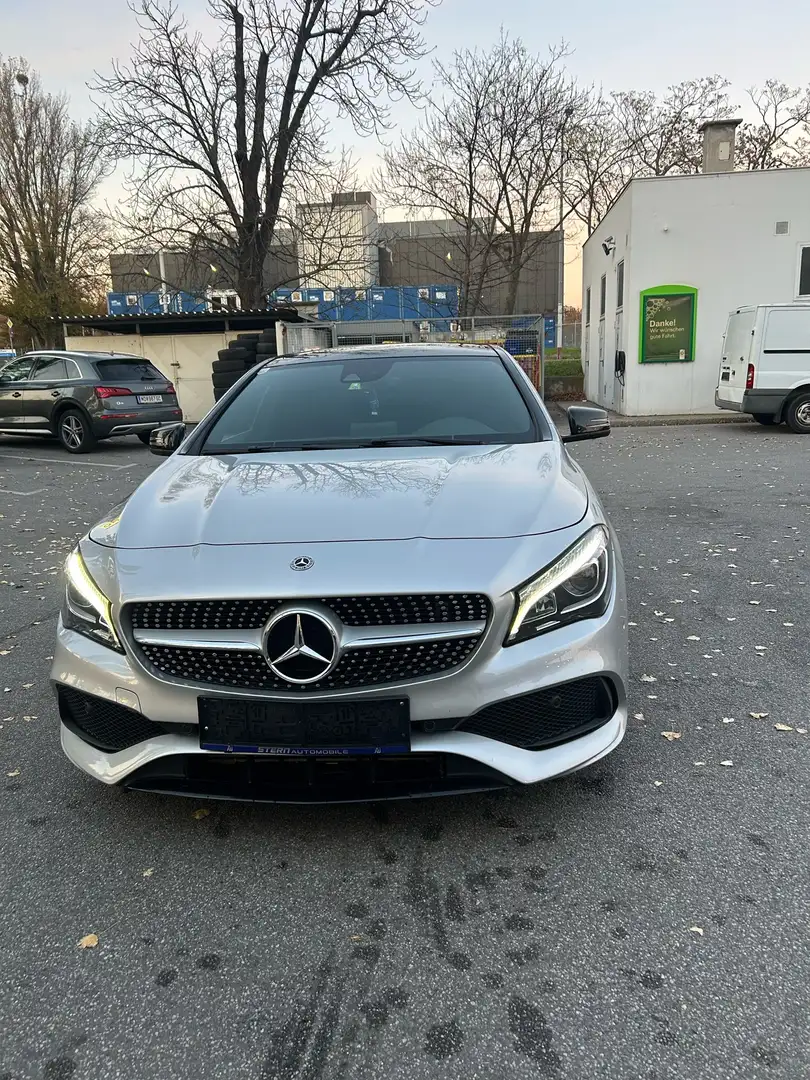 Mercedes-Benz CLA 220 Mercedes CLA-220d 4Matic Sportwagen/ Coupé Grau - 1