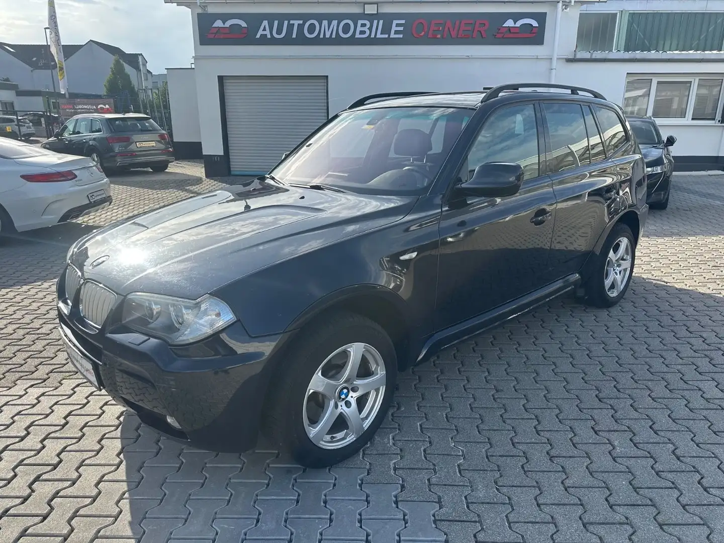 BMW X3 xDrive 20d M-Sport* PANO*XENON*AHK*LEDER*NAVI Nero - 1