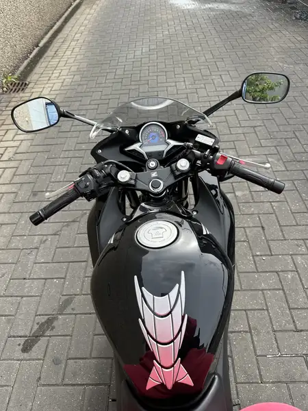 Honda CBR 250 - foto 5