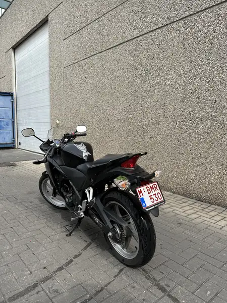 Honda CBR 250 - foto 3