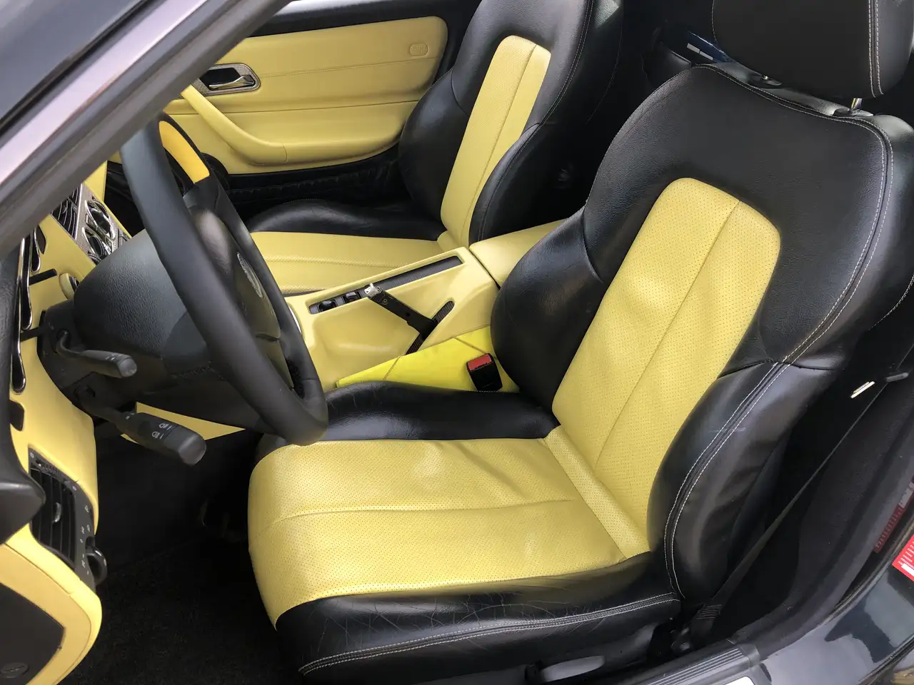 Mercedes-Benz SLK 230 Eliminate Le screpolature soft touch, foto 2