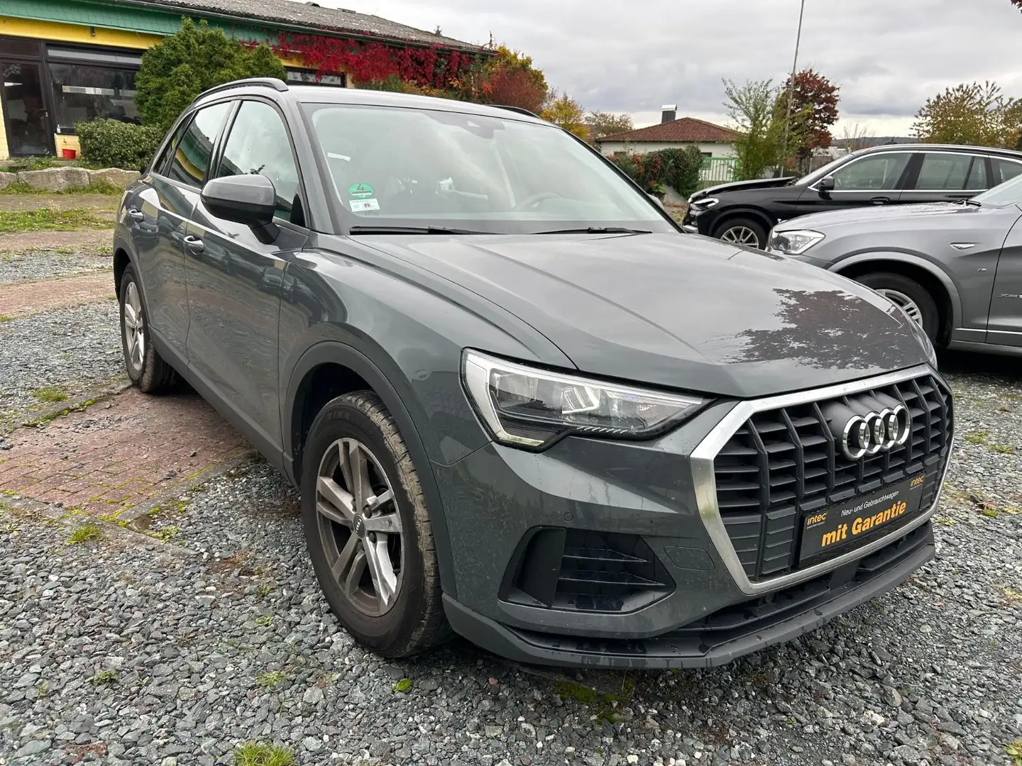 Audi Q3 35 TFSI Gris - 1