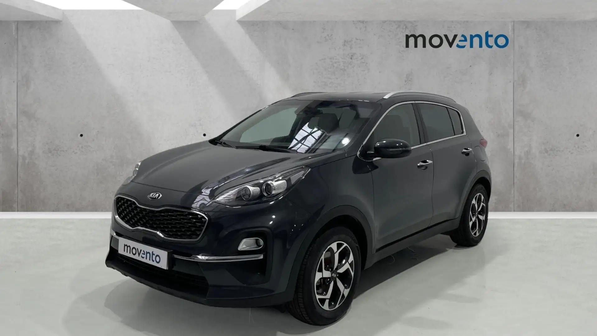 Kia Sportage 1.6 MHEV Drive Plus 4x2 136 Gris - 2