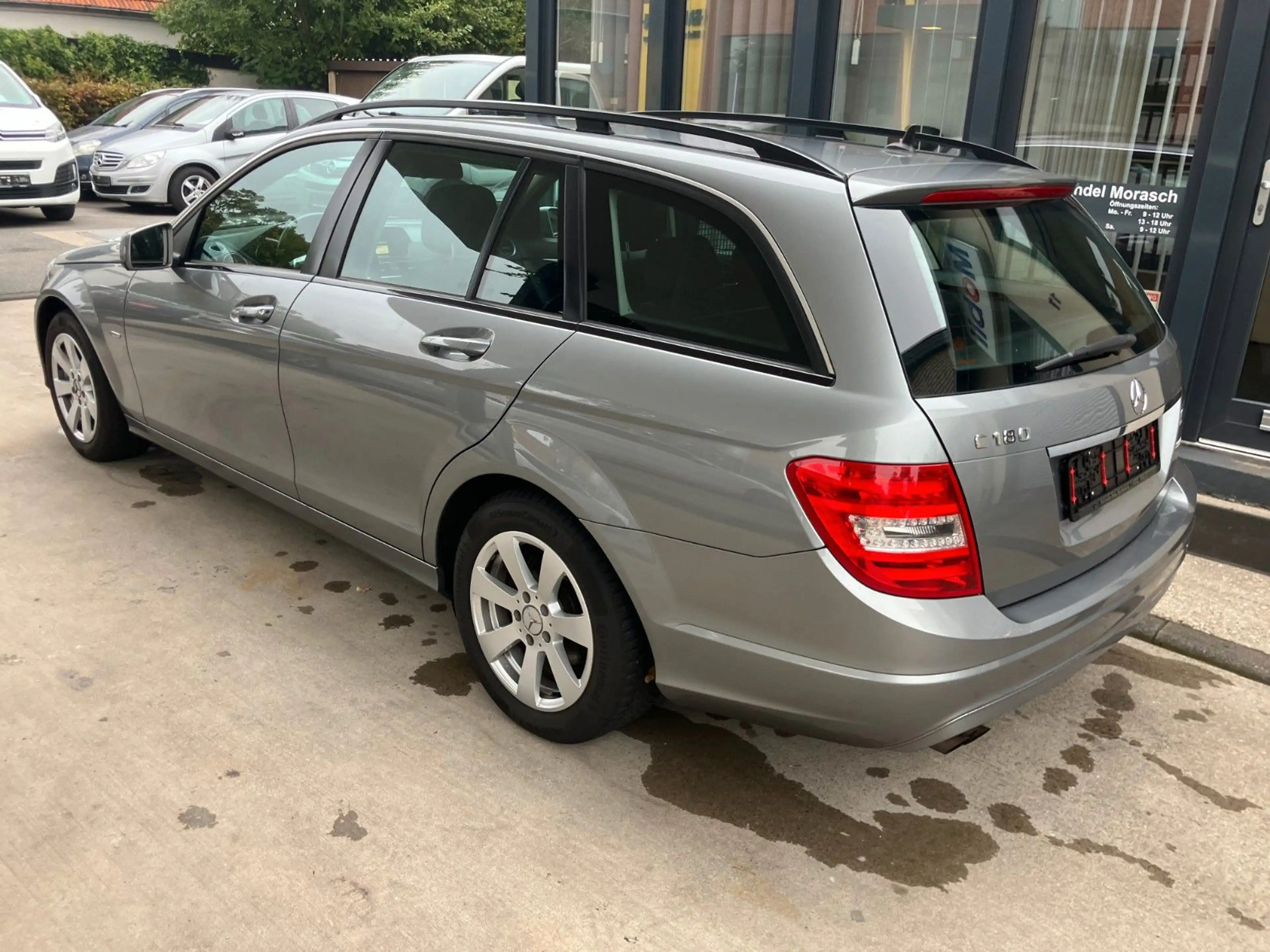 Mercedes-Benz C 180 T-Modell BlueEfficiency — photo 2