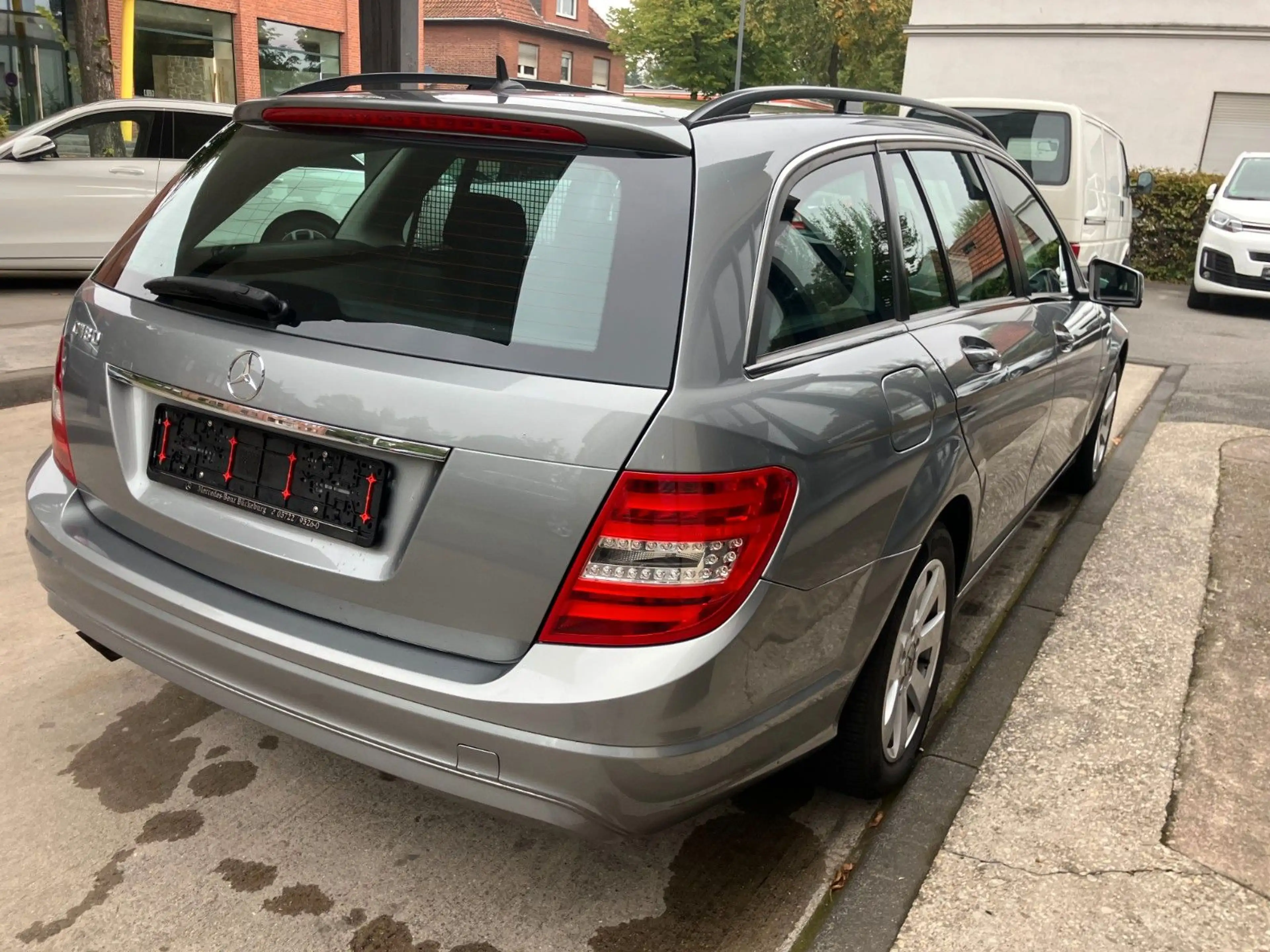 Mercedes-Benz C 180 T-Modell BlueEfficiency — photo 4