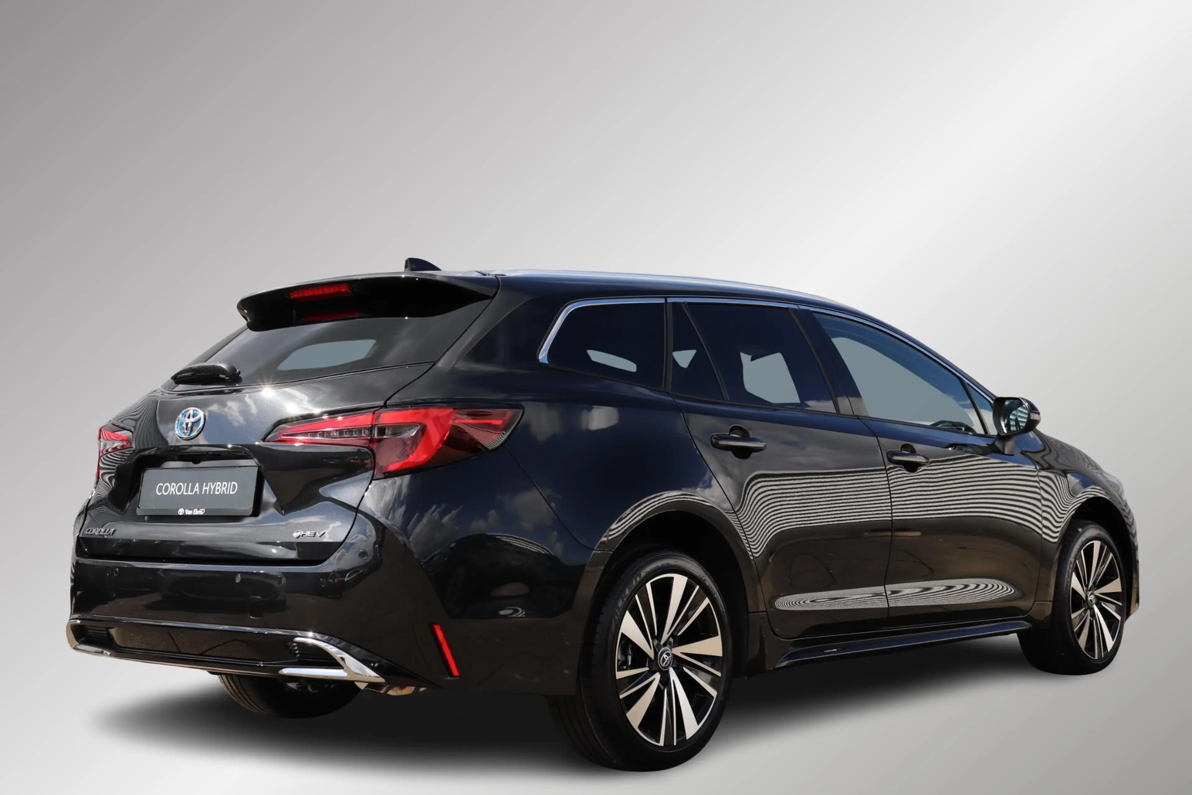 Toyota Corolla Touring Sports Hybrid 140 Dynamic, Nieuw, € 5.926, — photo 2