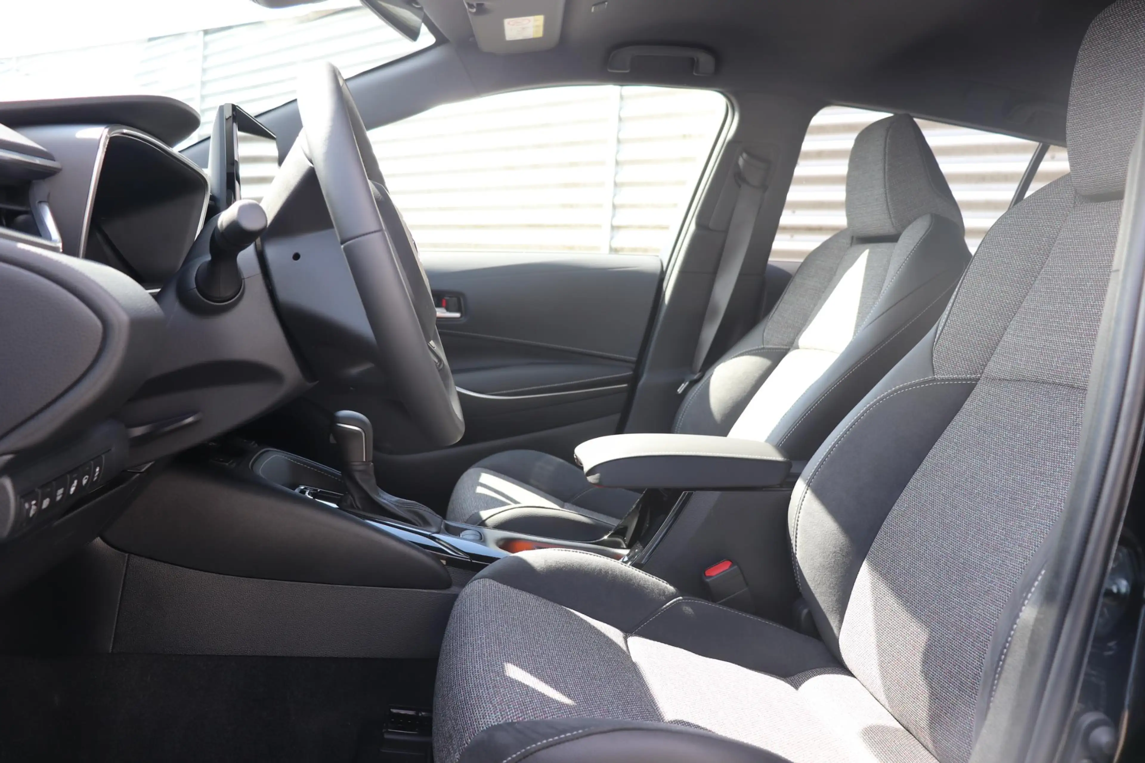 Toyota Corolla Touring Sports Hybrid 140 Dynamic, Nieuw, € 5.926, — photo 7