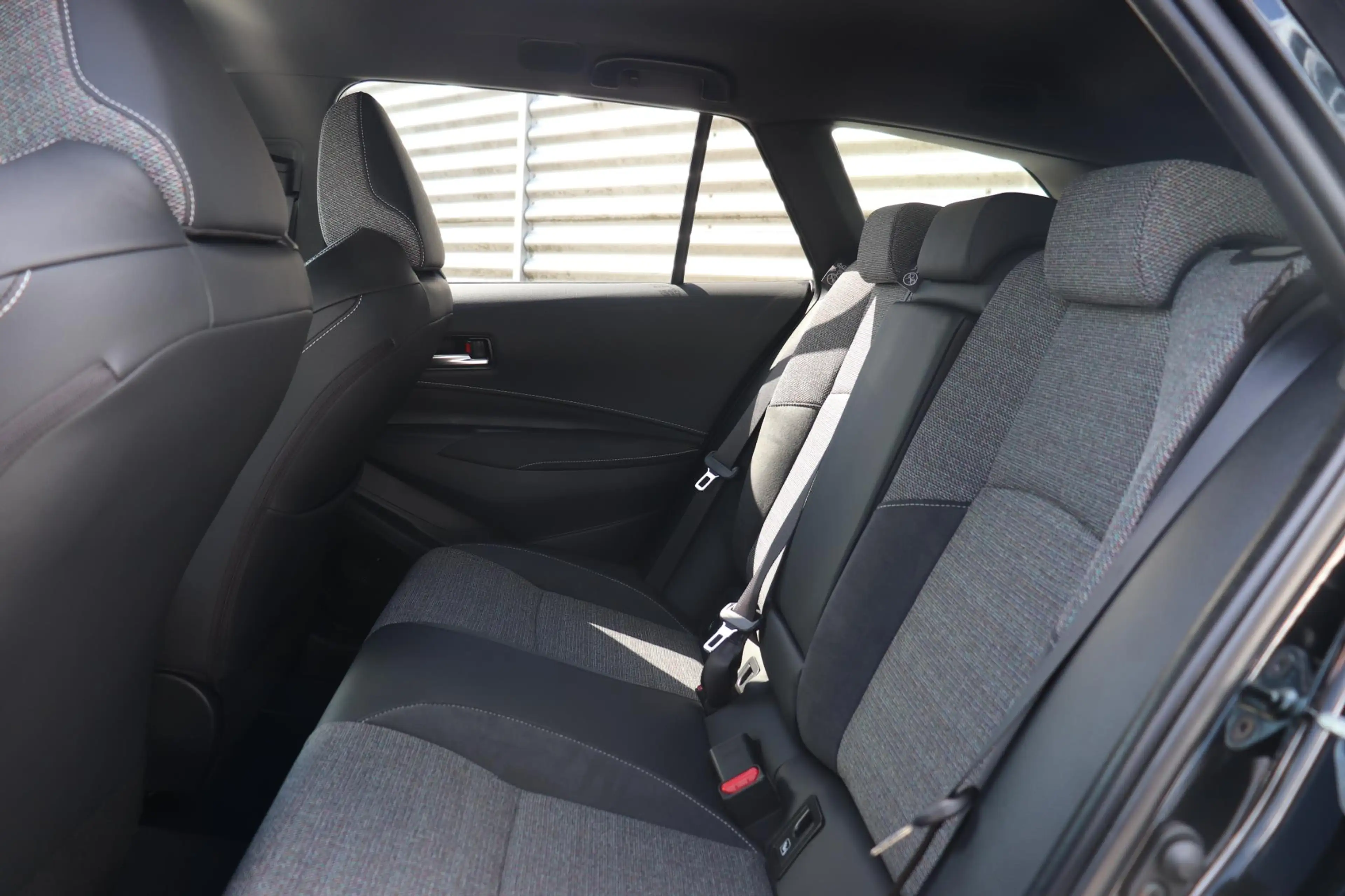 Toyota Corolla Touring Sports Hybrid 140 Dynamic, Nieuw, € 5.926, — photo 12