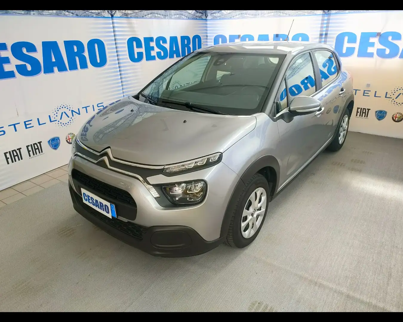 Citroen C3 1.5 BlueHDi Feel Gris - 2