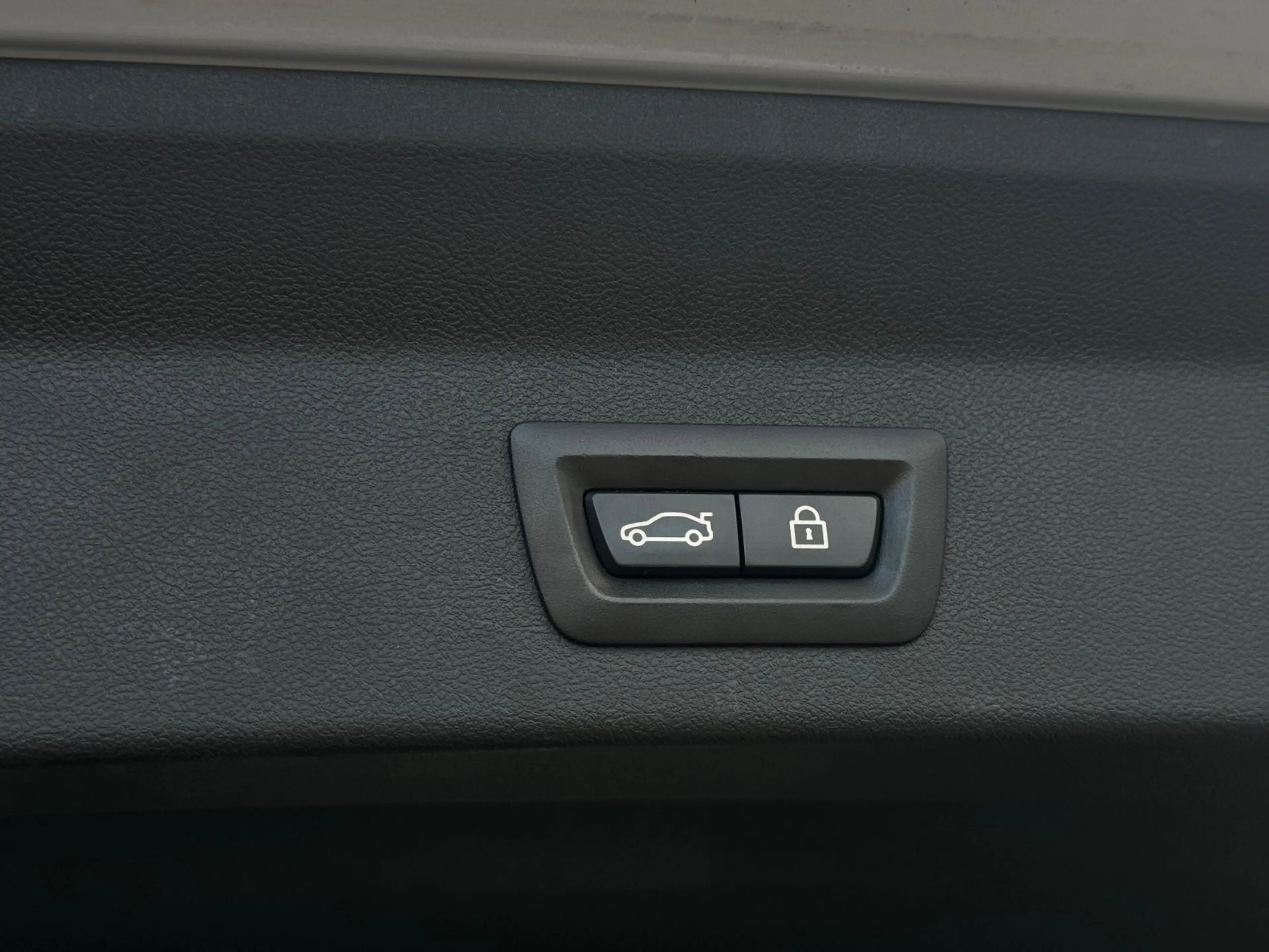 BMW X3 xDrive 20 d M Sport Paket DAB AHK LED — photo 11