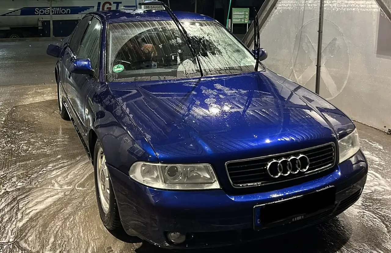 Audi A4 1.6, foto 2