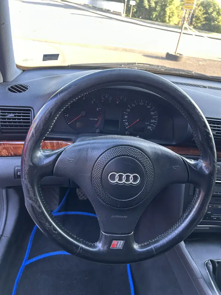 Audi A4 1.6, foto 11