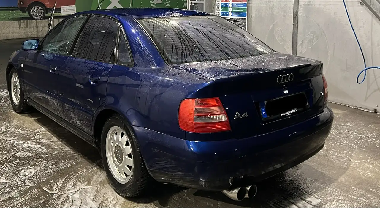 Audi A4 1.6, foto 4