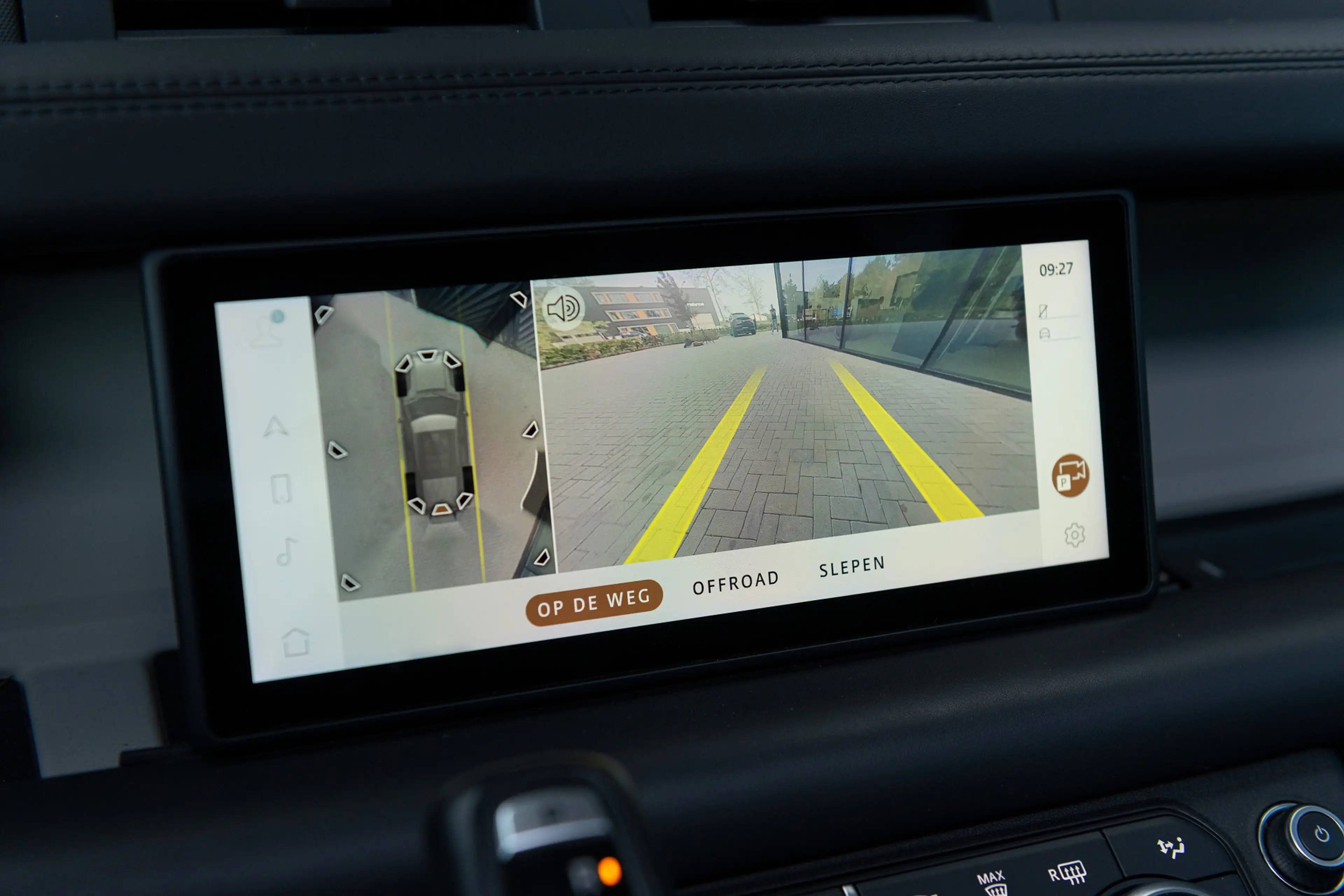 Land Rover Defender 110 3.0 P400 HSE Luchtv. Pano Meridian Matrix 360 — photo 50