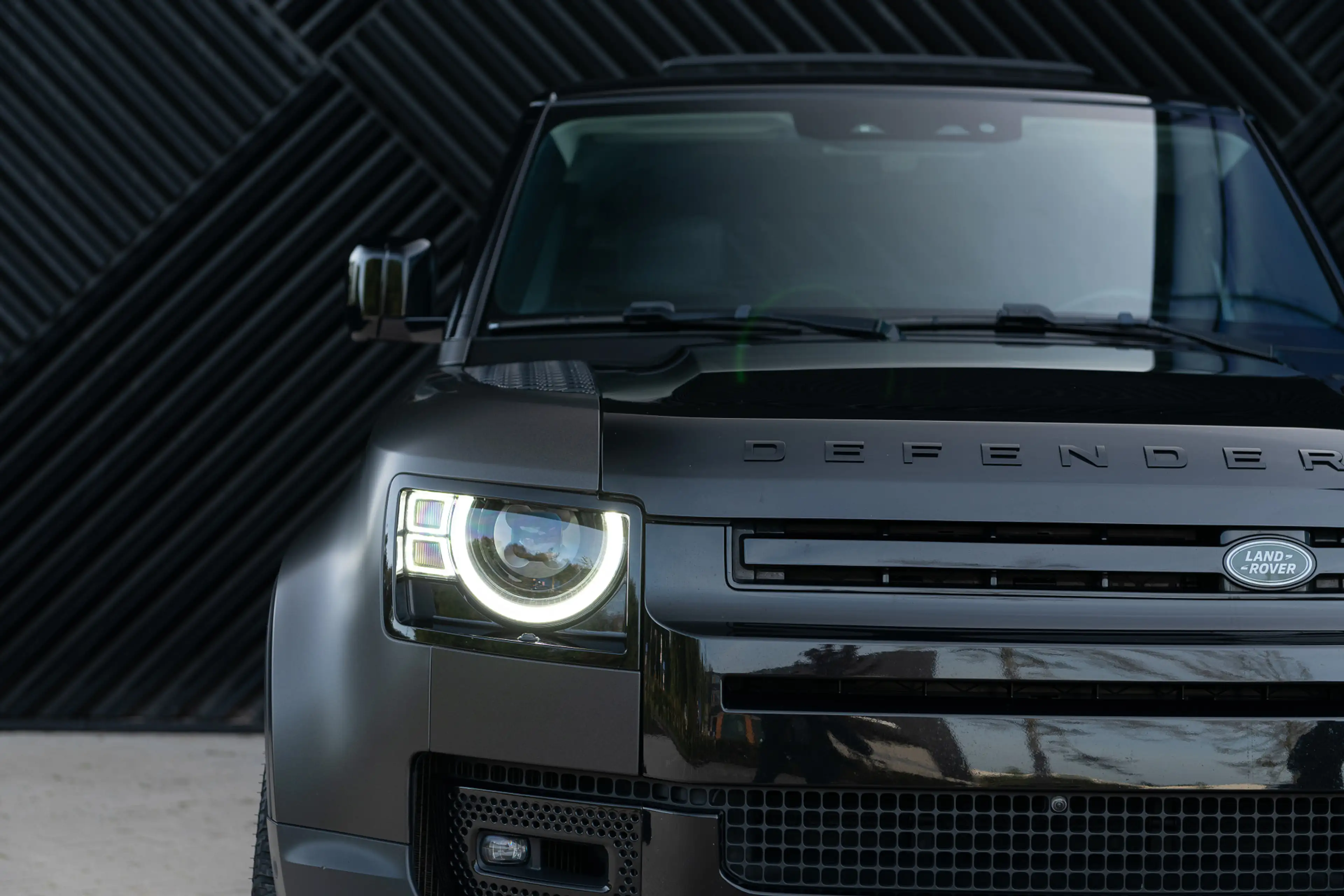 Land Rover Defender 110 3.0 P400 HSE Luchtv. Pano Meridian Matrix 360 — photo 13