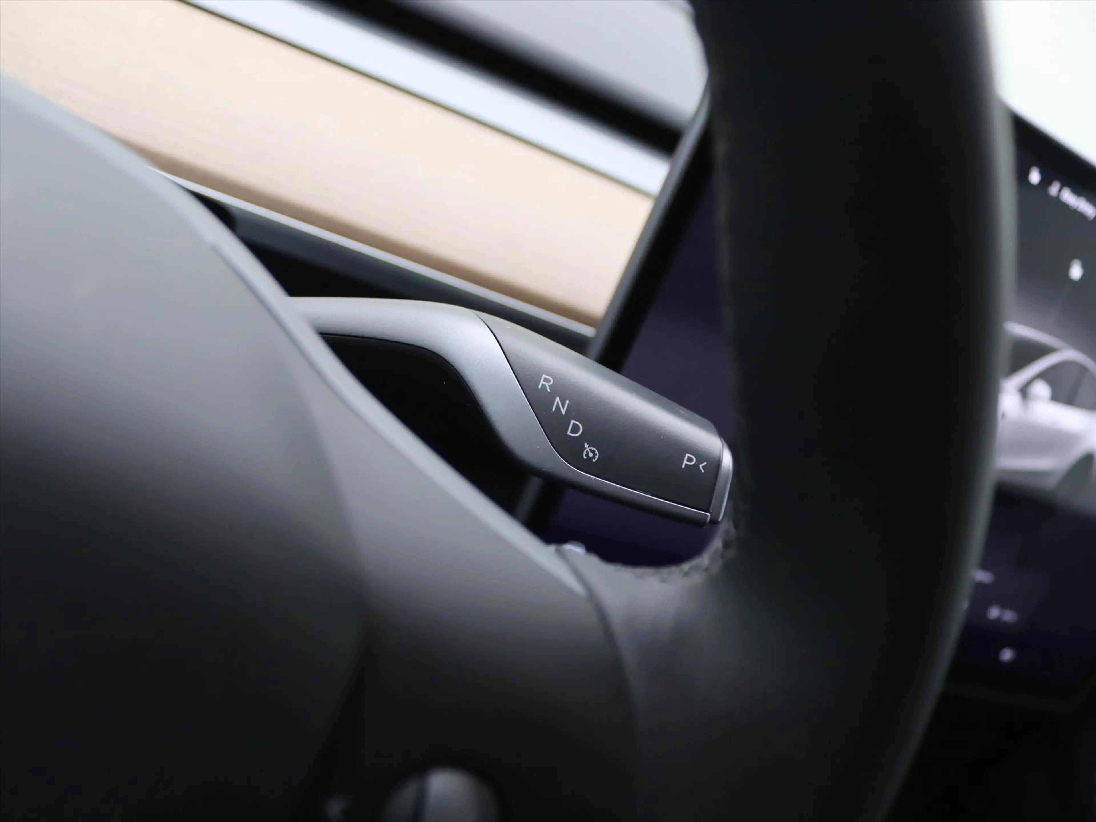 Tesla Model Y Long Range AWD 75kWh 351pk 93.2% SoH [ TREKHAAK+AM — photo 24