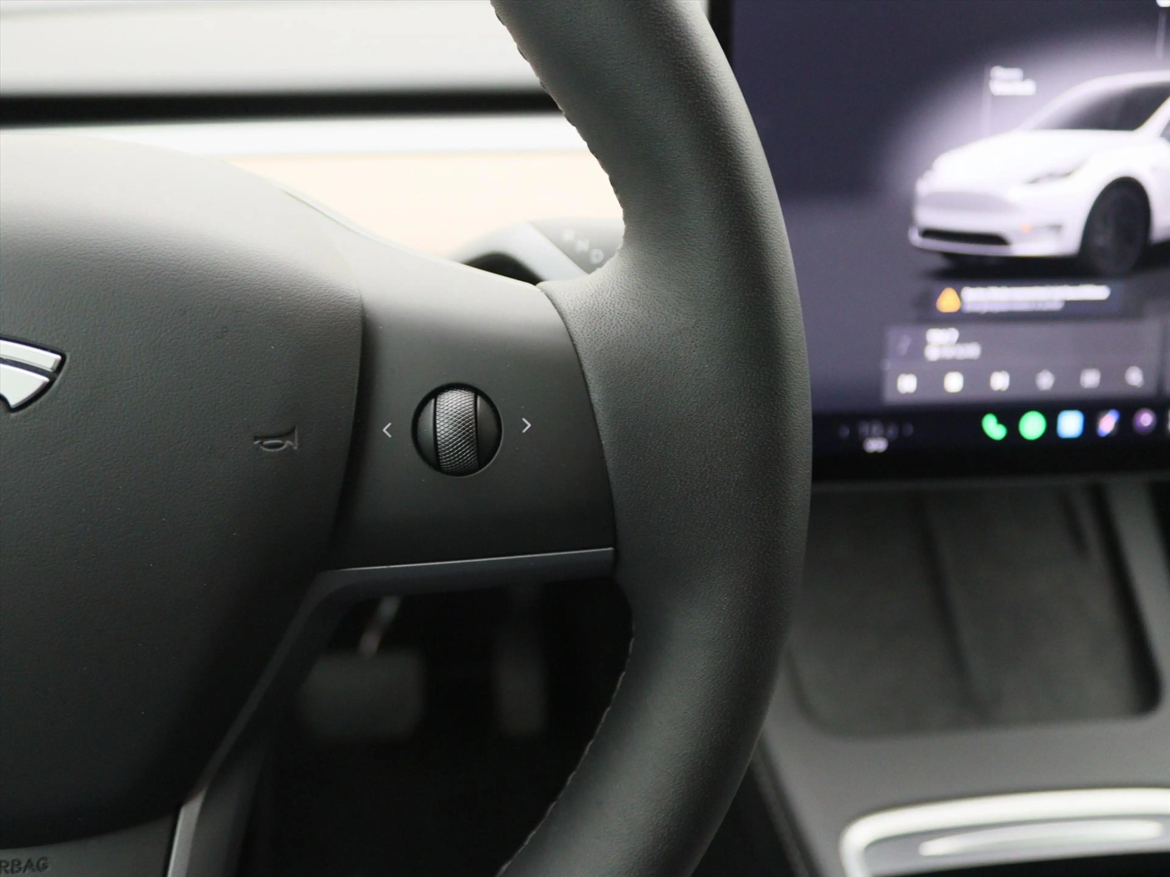 Tesla Model Y Long Range AWD 75kWh 351pk 93.2% SoH [ TREKHAAK+AM — photo 23