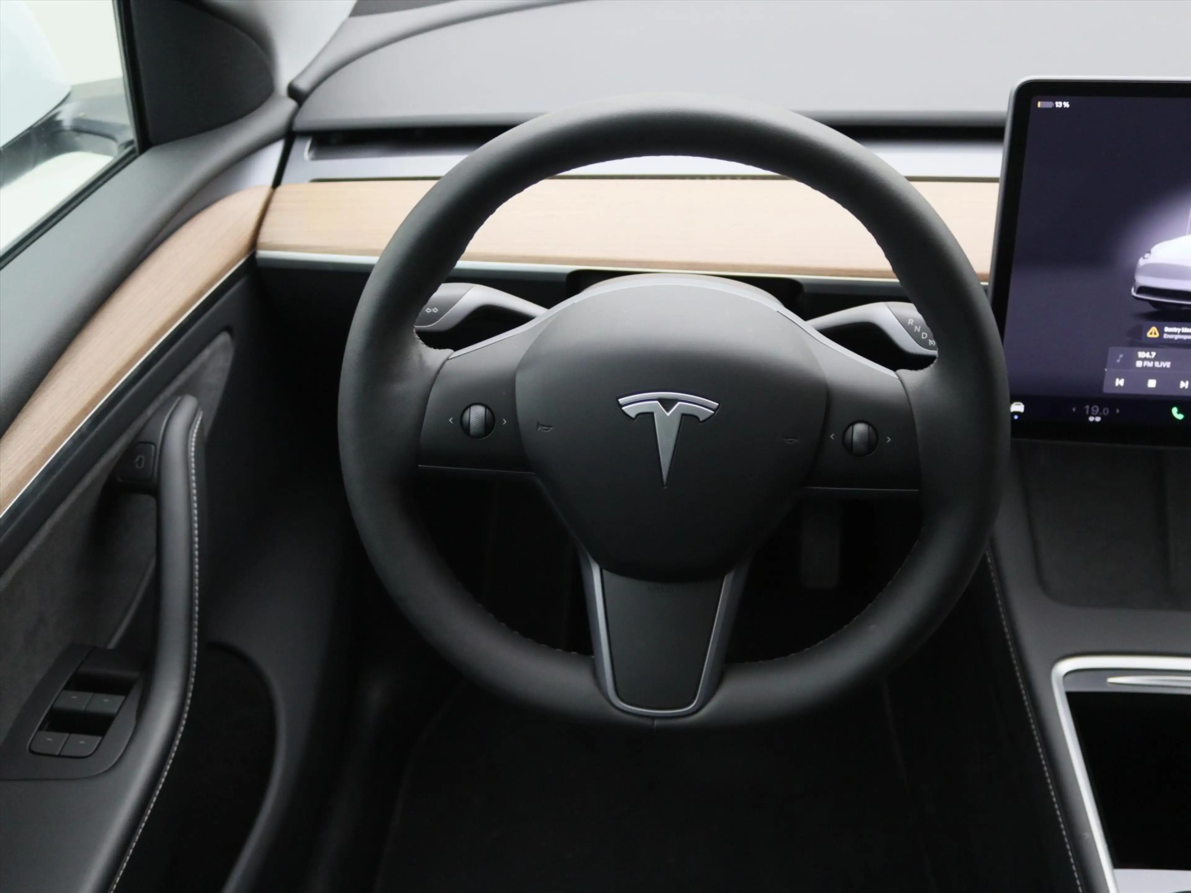 Tesla Model Y Long Range AWD 75kWh 351pk 93.2% SoH [ TREKHAAK+AM — photo 21