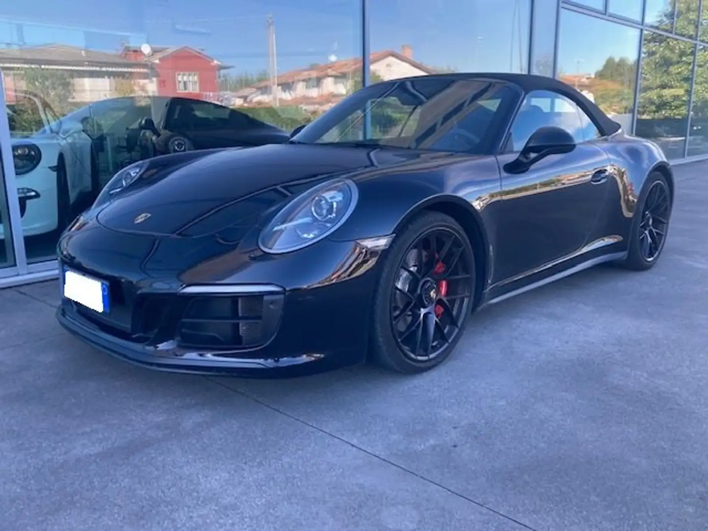 Porsche 911 911 Cabrio 3.0 Carrera 4 GTS 450CV € 123.900 Nero - 1