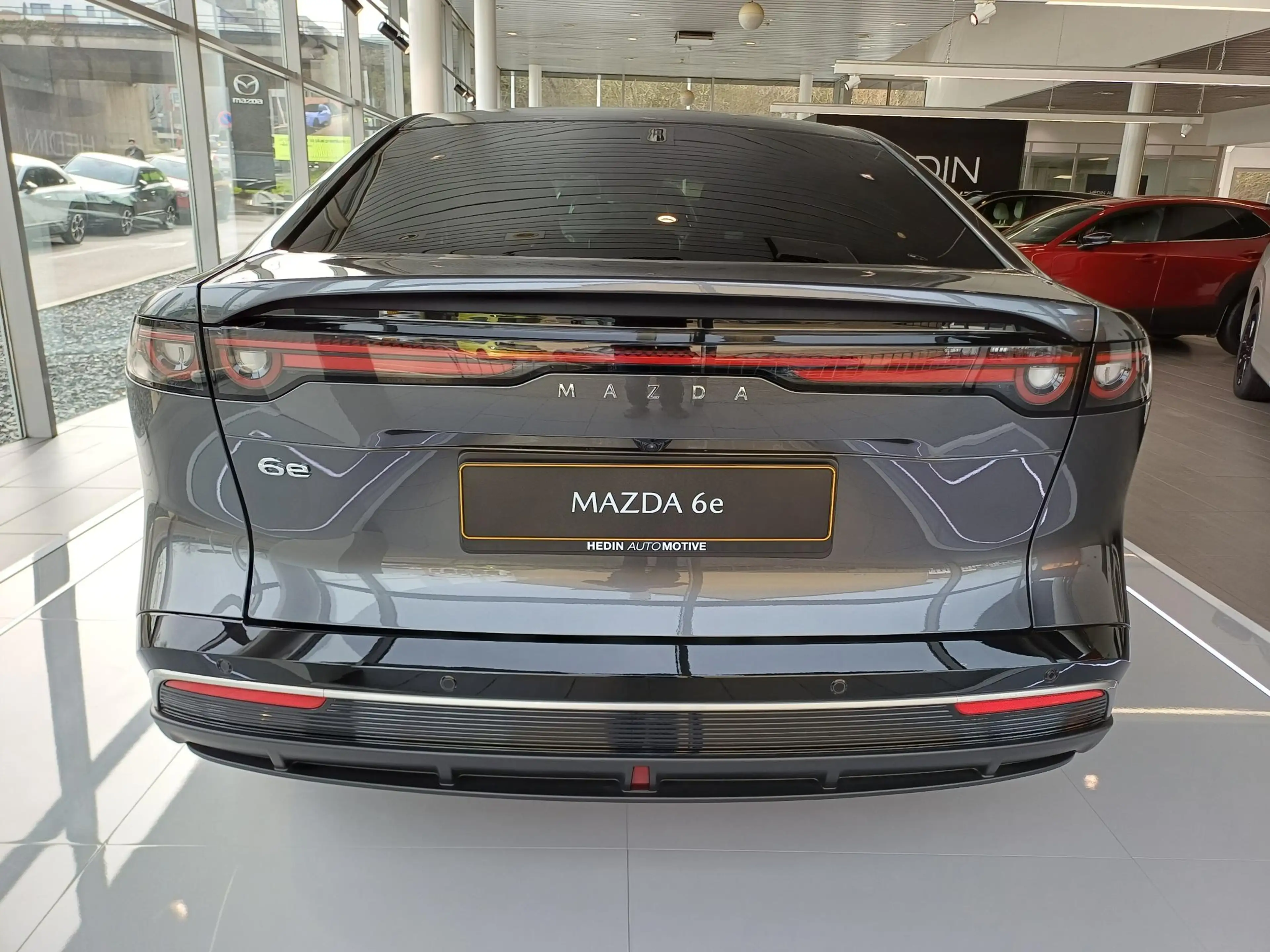 Mazda 6e Mazda BEV 68.8 kWh 190kW Takumi — photo 6