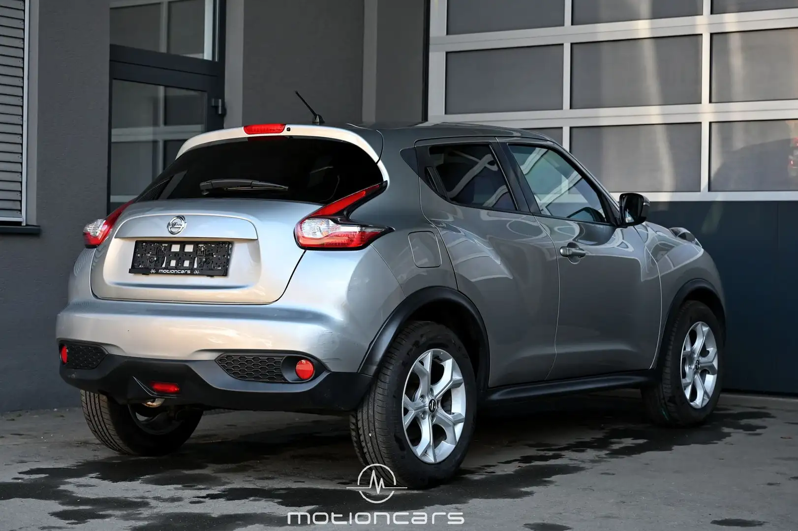 Nissan Juke 1.6 Acenta Pickerl NEU Gris - 2