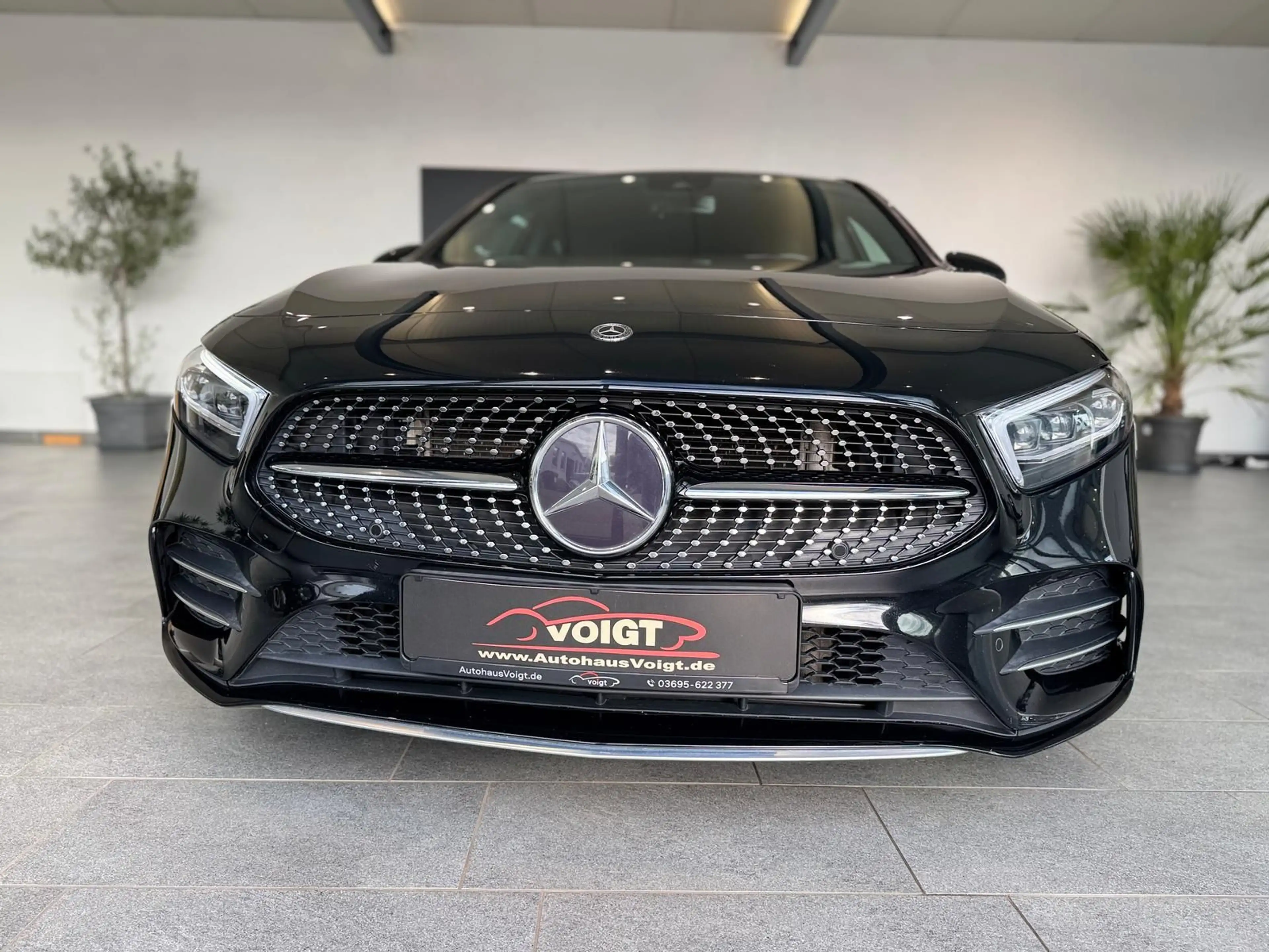 Mercedes-Benz A 35 AMG 4M Burmester — photo 4