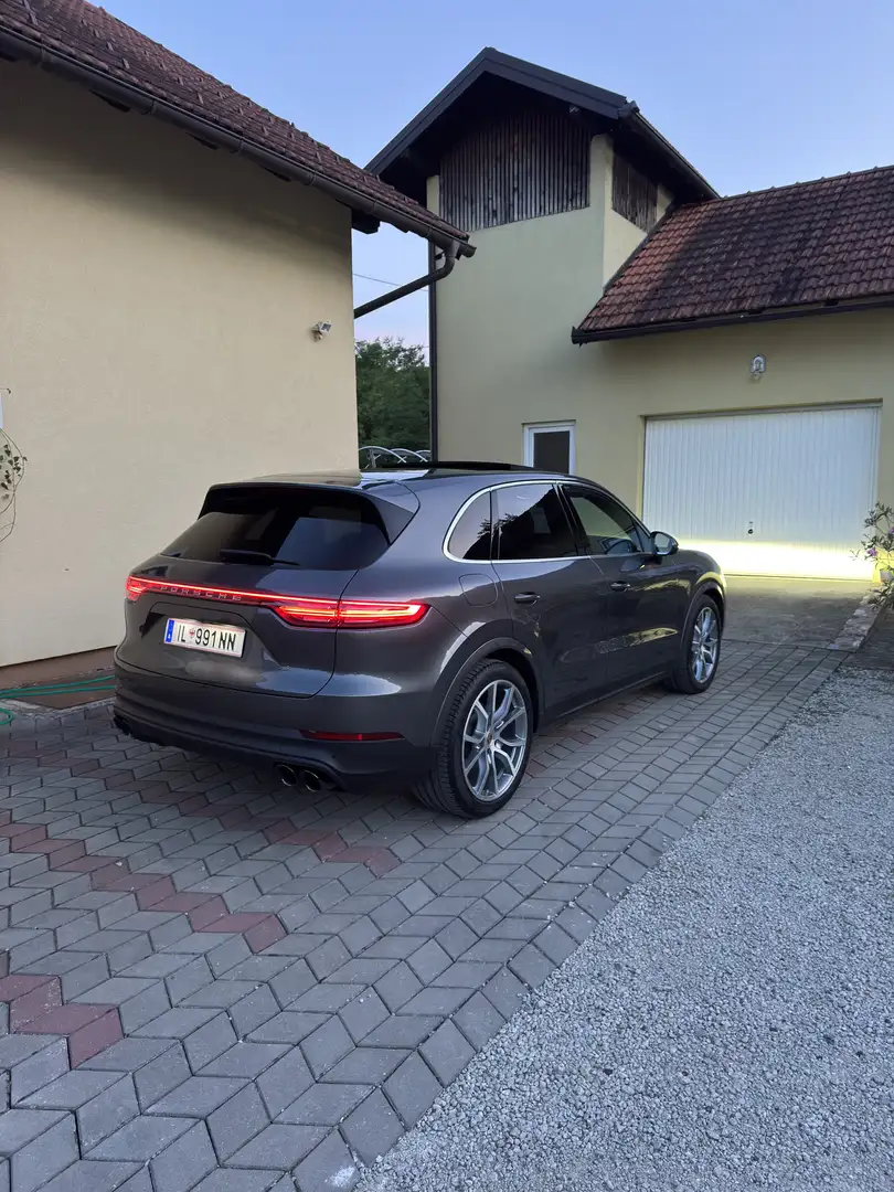 Porsche Cayenne 3.0 Benzin Silber - 2