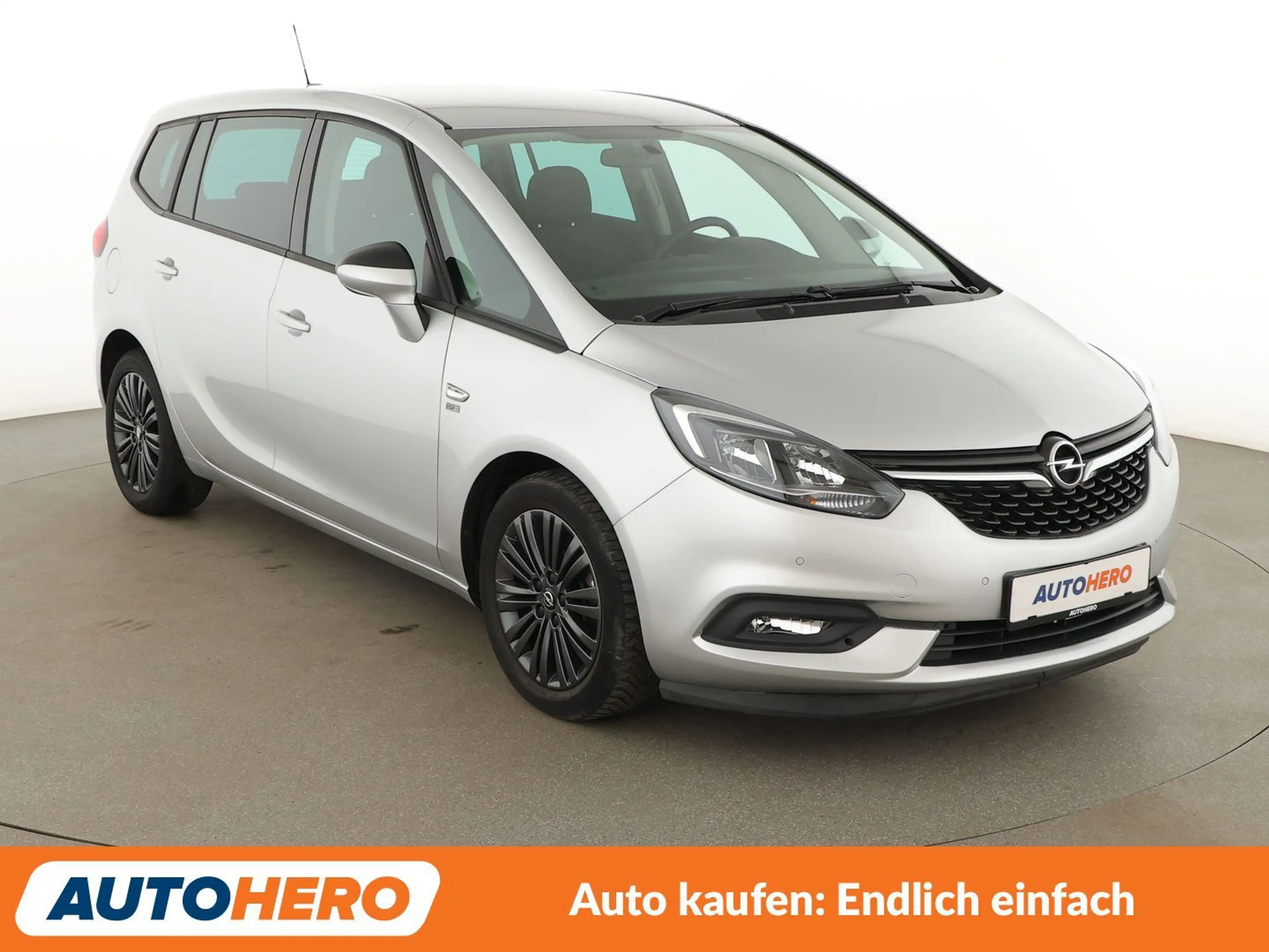Opel Zafira Tourer 1.6 SIDI Turbo 120 Jahre Start/Stop *TEMPO*PDC*SHZ — photo 8
