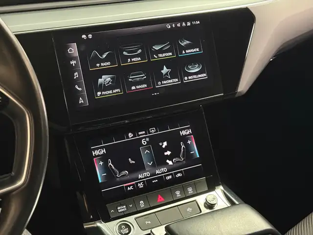 Audi E-Tron view 18