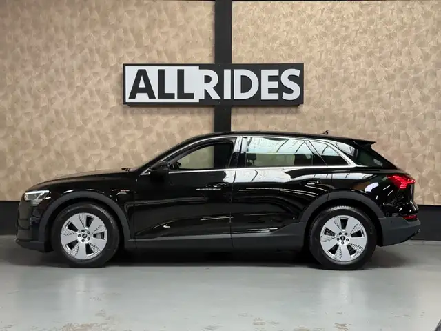 Audi E-Tron view 6