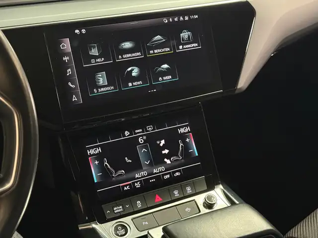 Audi E-Tron view 19