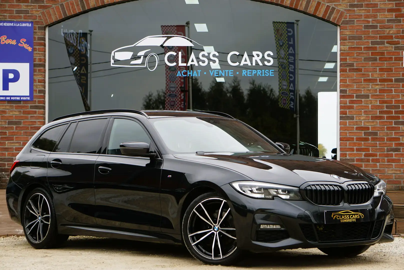 BMW 318 i Touring PACK M SHADOW LINE COCKPIT AUTO EURO6d Zwart - 2