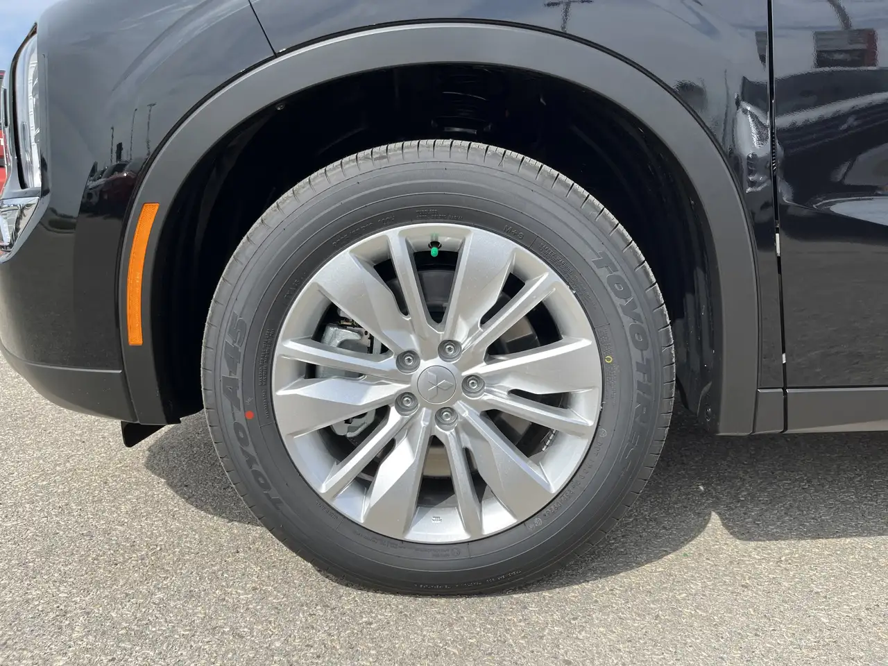Mitsubishi Outlander снимка Mitsubishi Outlander