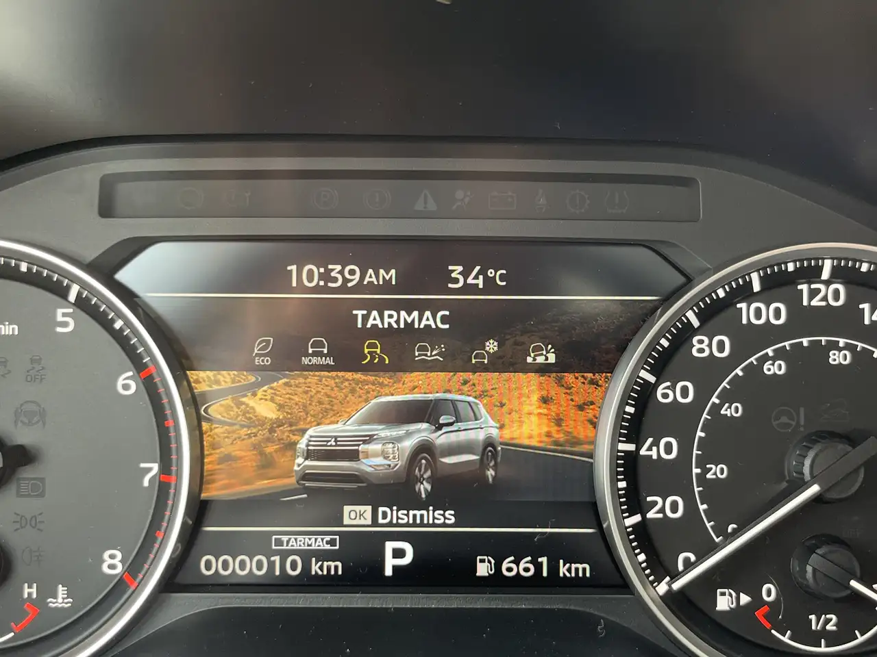 Mitsubishi Outlander снимка Mitsubishi Outlander